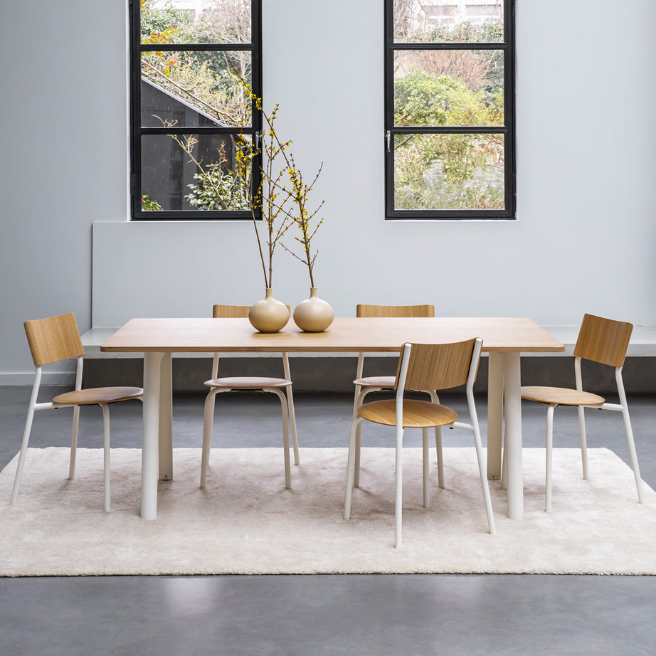 Table à manger NEW MODERN - bois éco-certifié