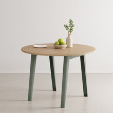 NEW MODERN round table Ø 110cm - eco-certified wood