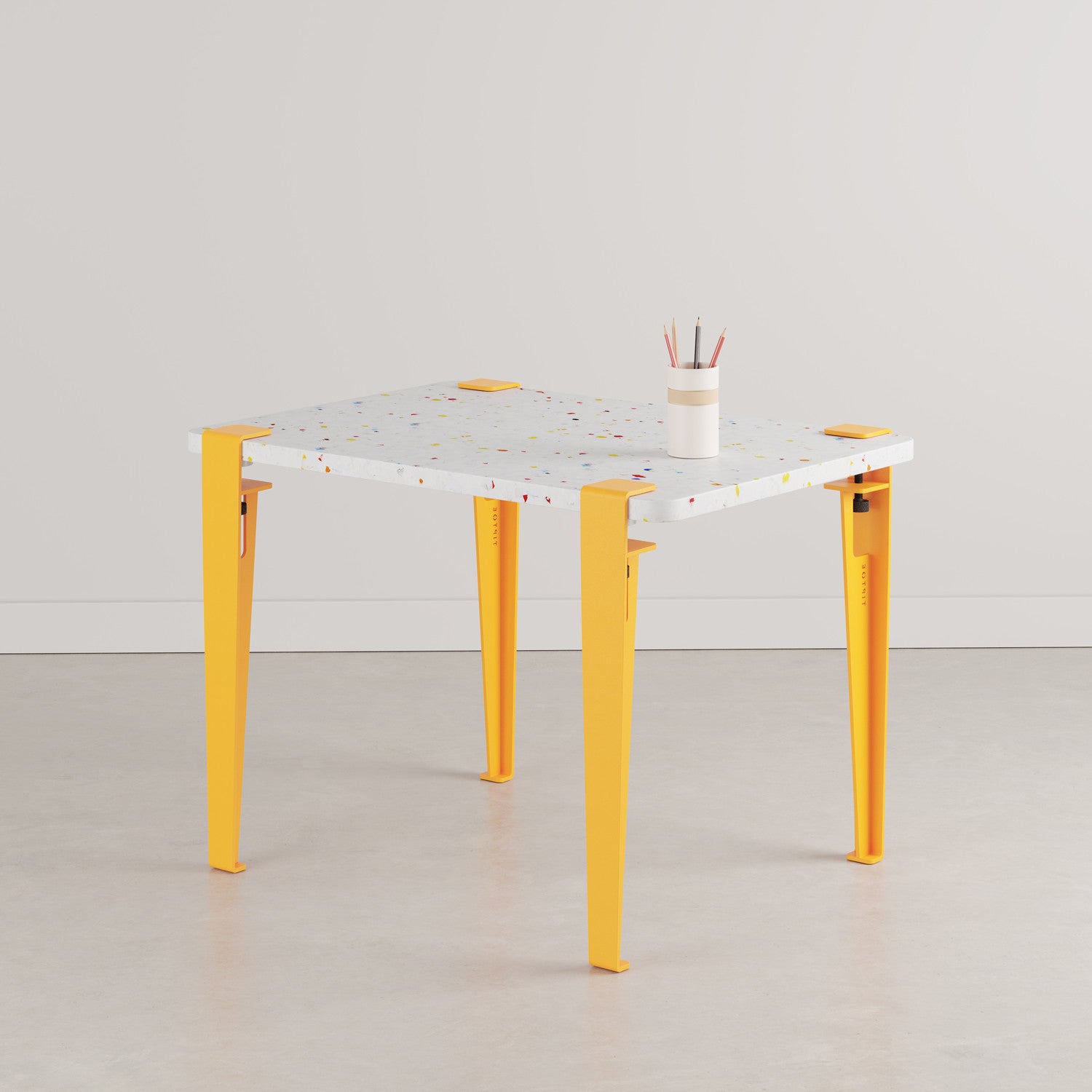 Bureau enfant TIPTOE 70x50cm - plastique recyclé Tutti Frutti