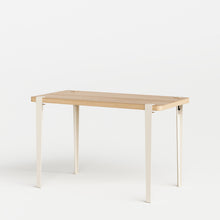 TIPTOE dining table - eco-certified wood