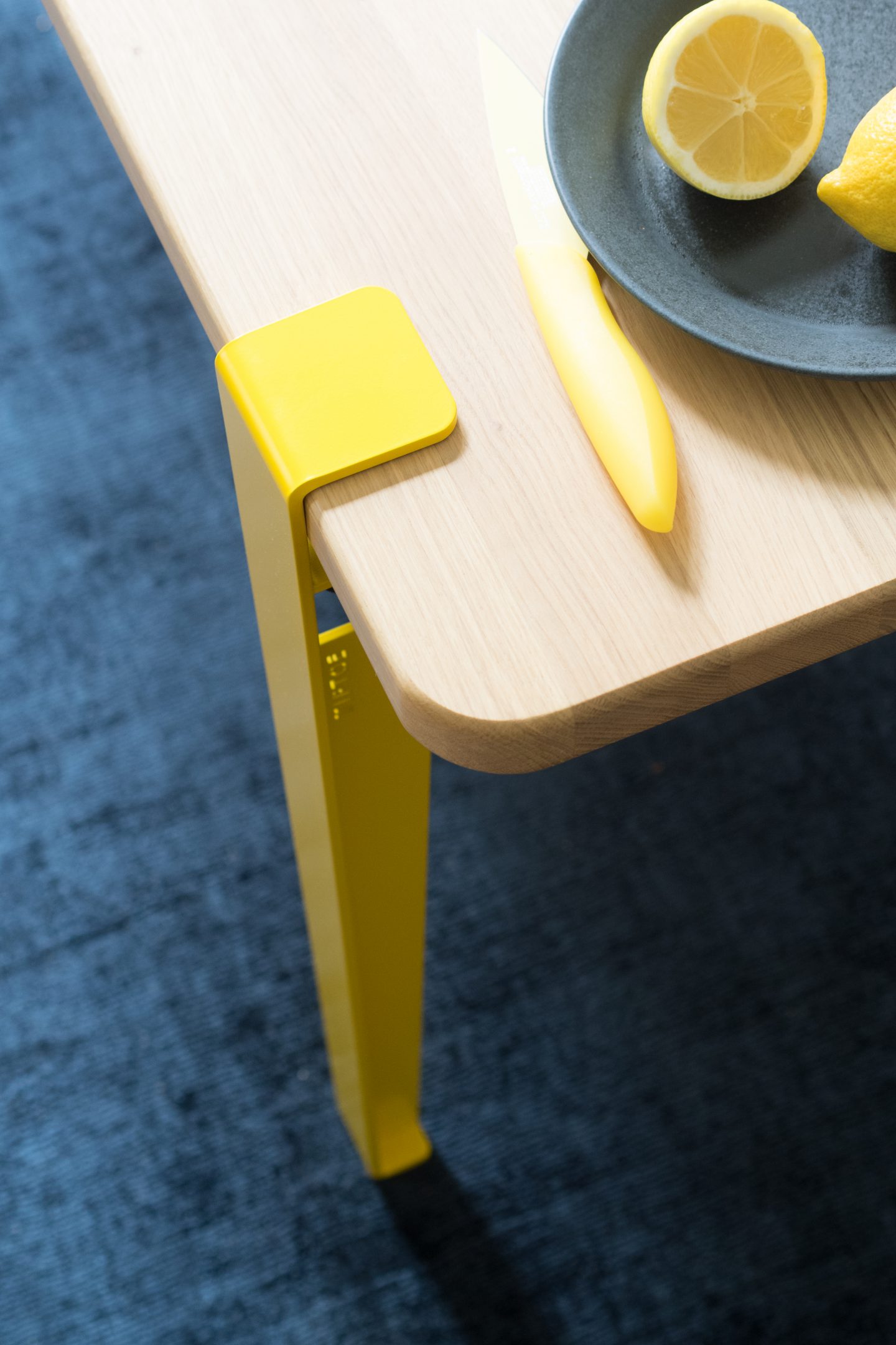 Mid Height Table 120 X 60 Cm Tiptoe 1