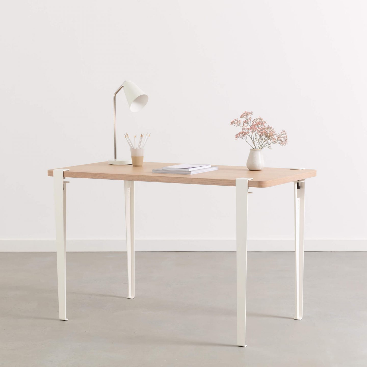 Schreibtisch TIPTOE 120x60cm - öko-zertifiziertes Holz