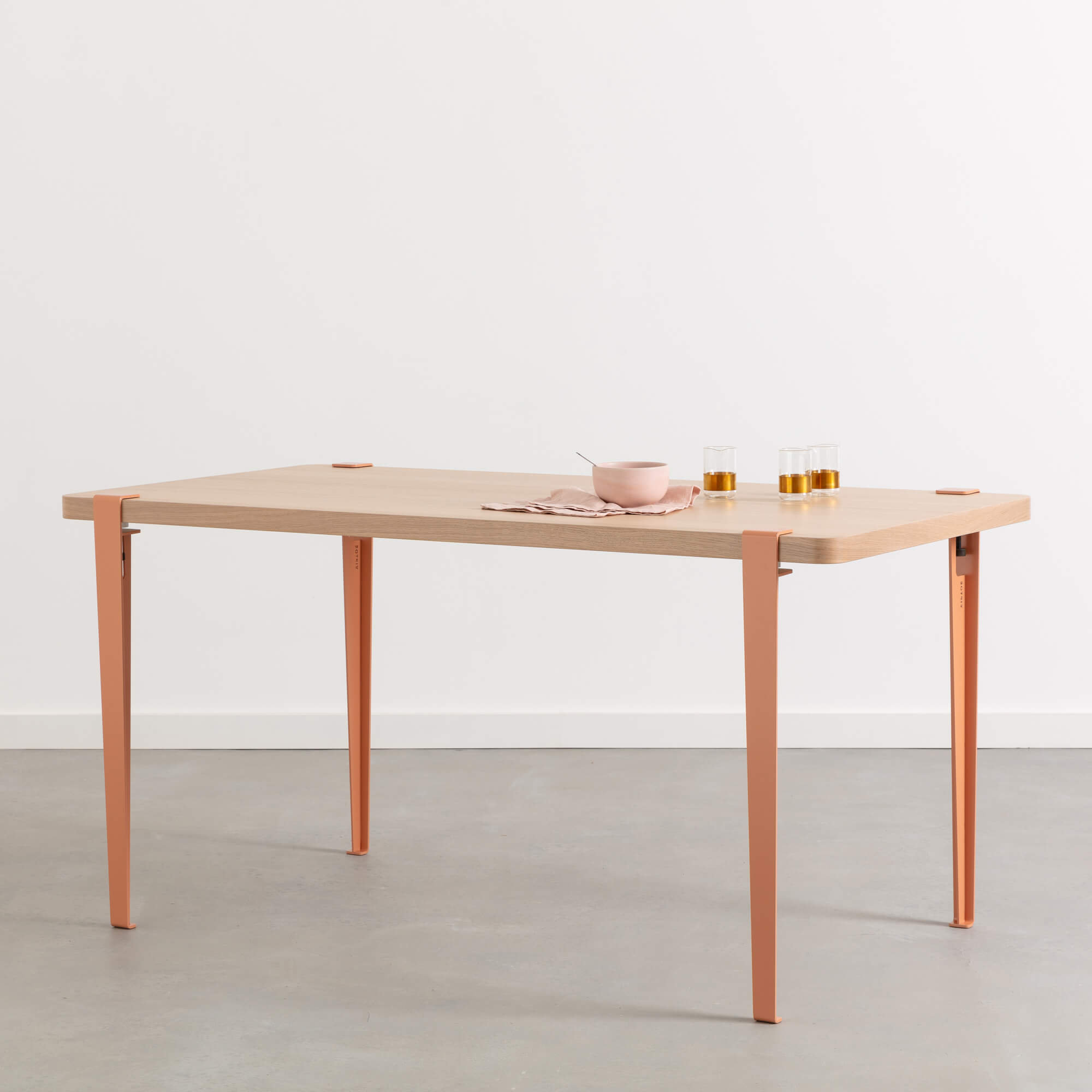 Esstisch TIPTOE 150x75cm - öko-zertifiziertes Holz