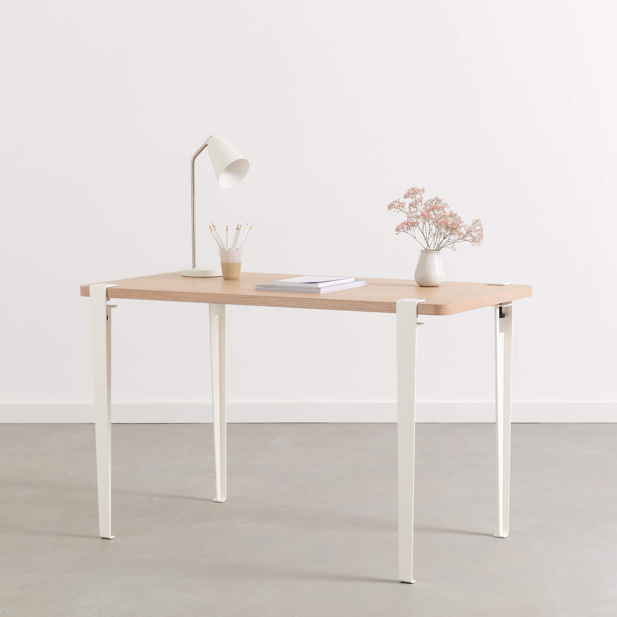 Schreibtisch TIPTOE 120x60cm - öko-zertifiziertes Holz