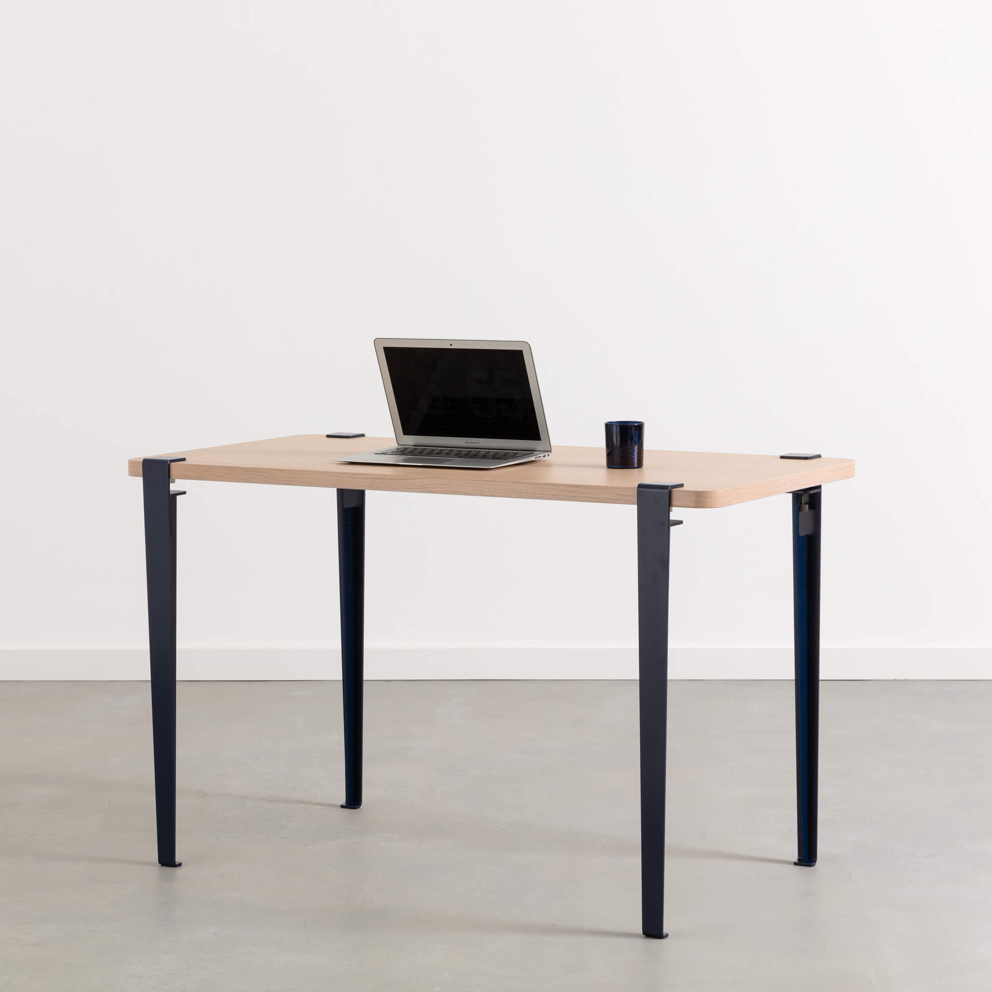 Schreibtisch TIPTOE 120x60cm - öko-zertifiziertes Holz