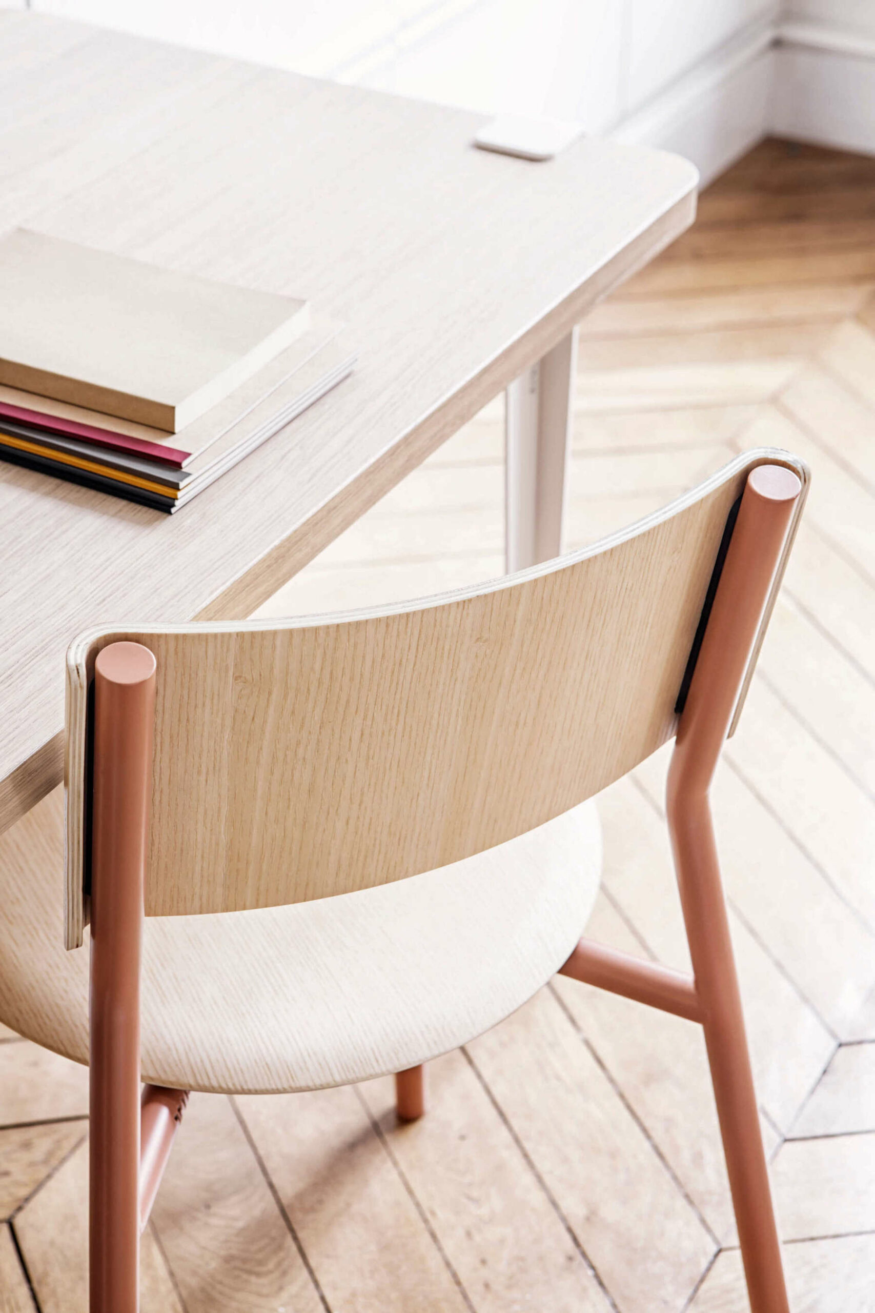 SSD chair - eco-certified wood