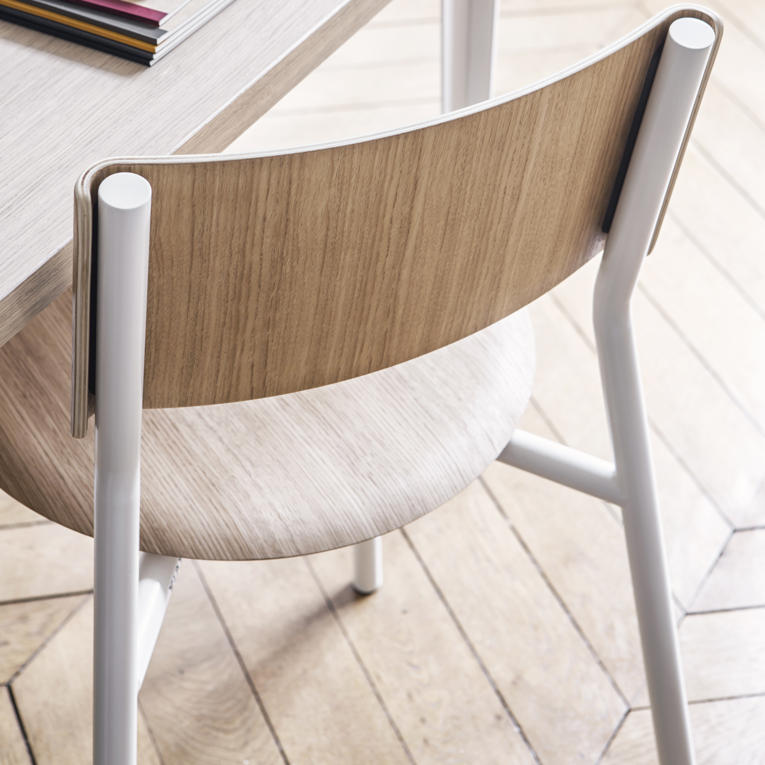 SSD chair - eco-certified wood