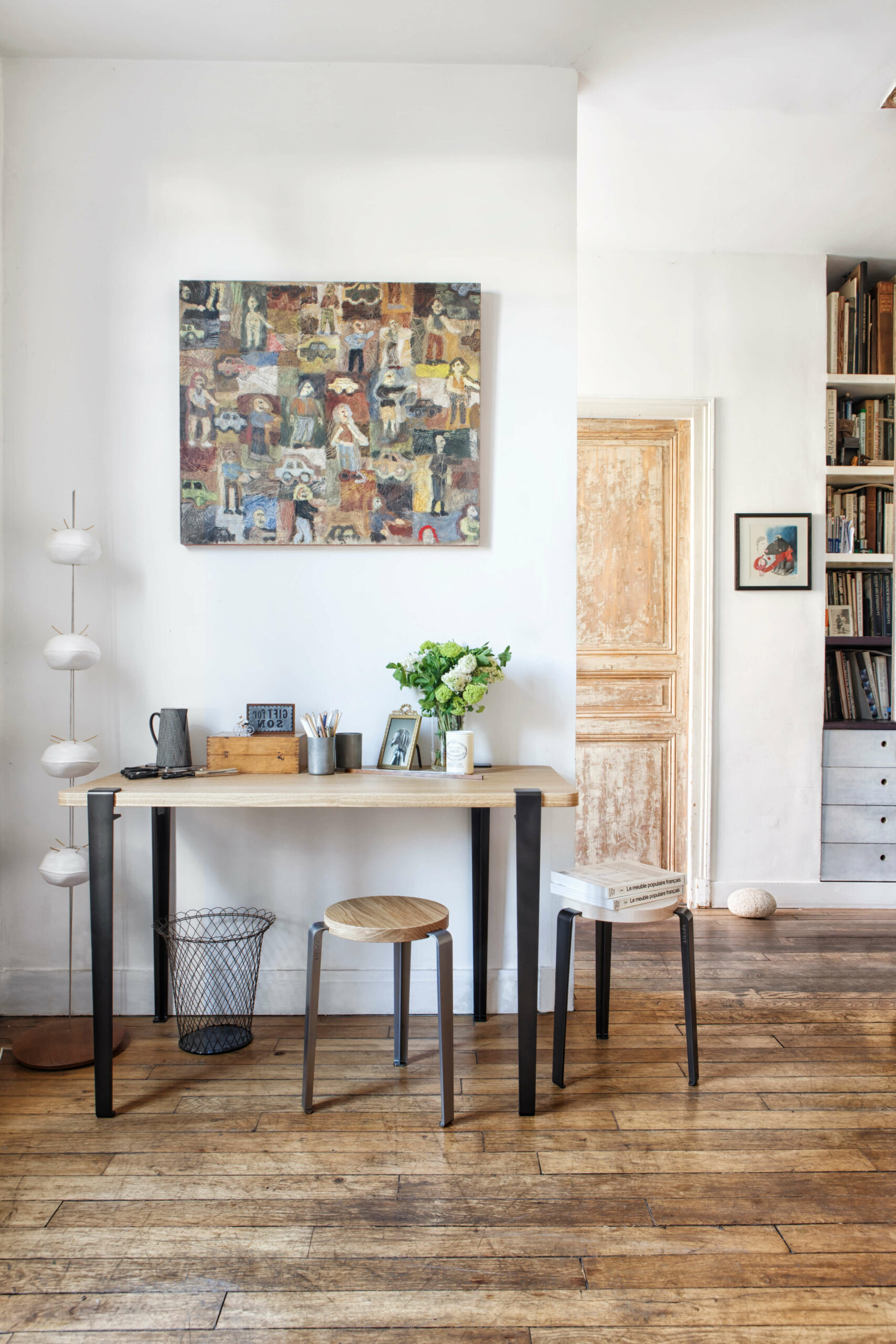 LOU stool - eco-certified wood