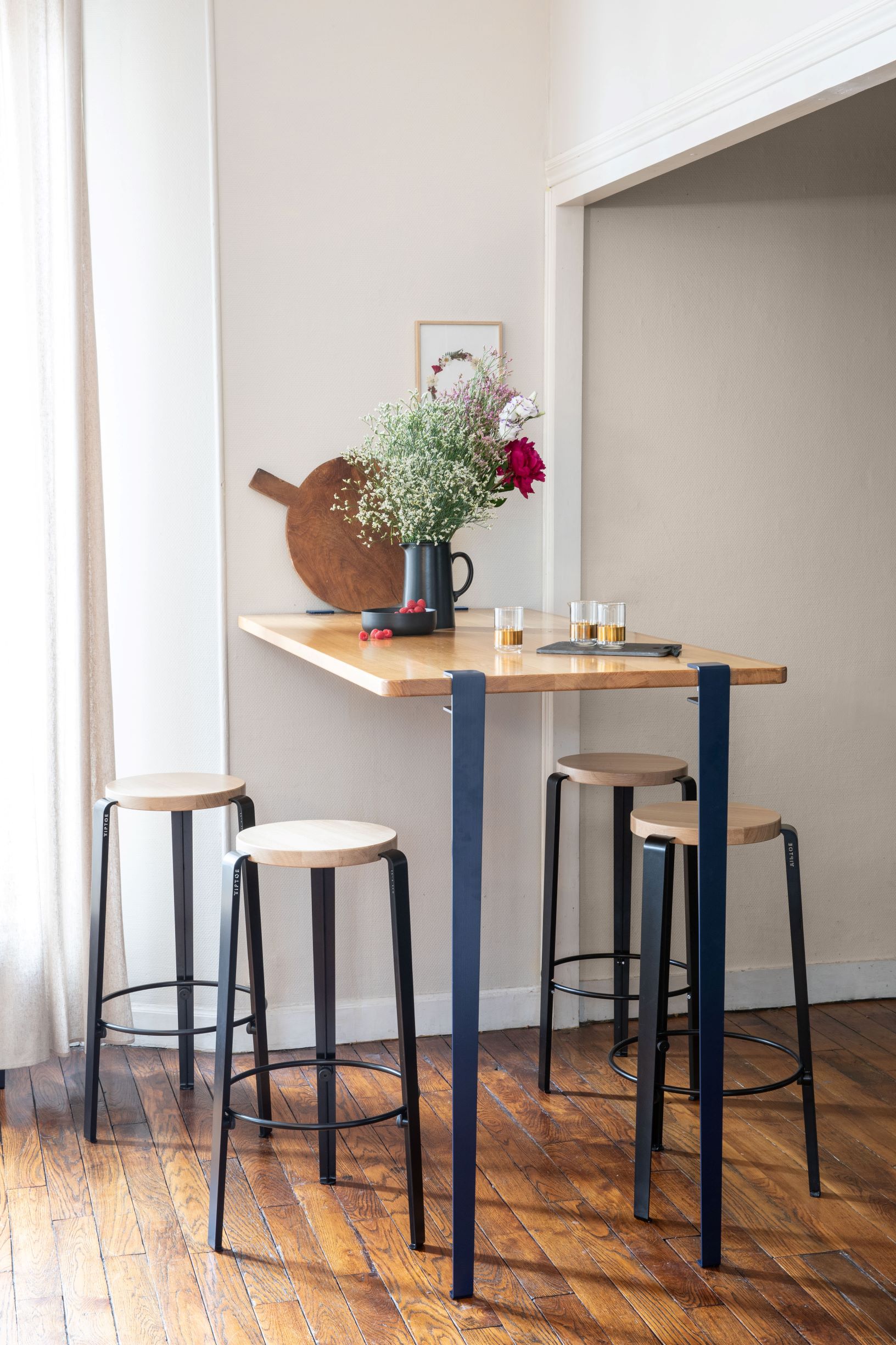 Bar stool - eco-certified wood - 76cm