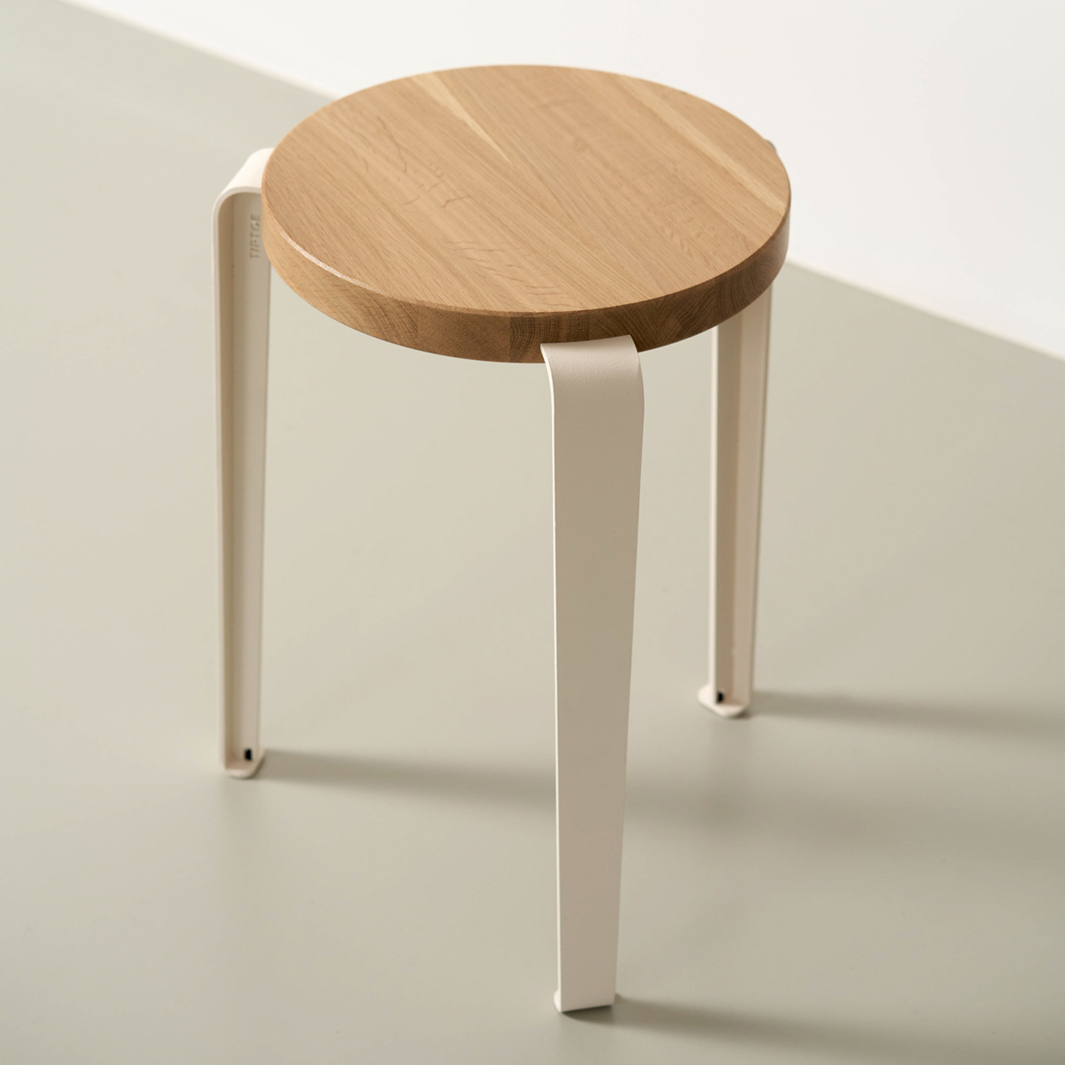 Hocker LOU - massive Eiche