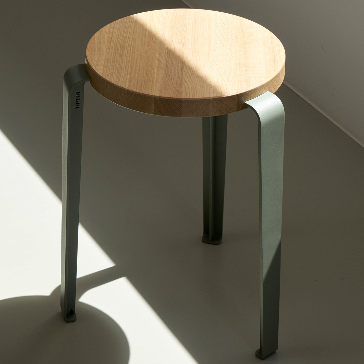 LOU stool - solid oak
