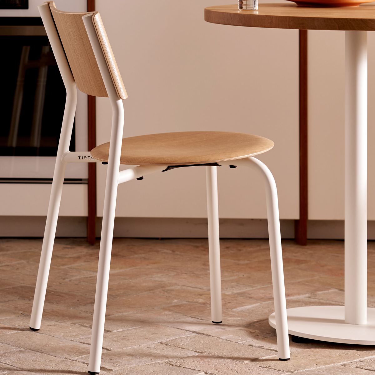 SSD chair - eco-certified wood