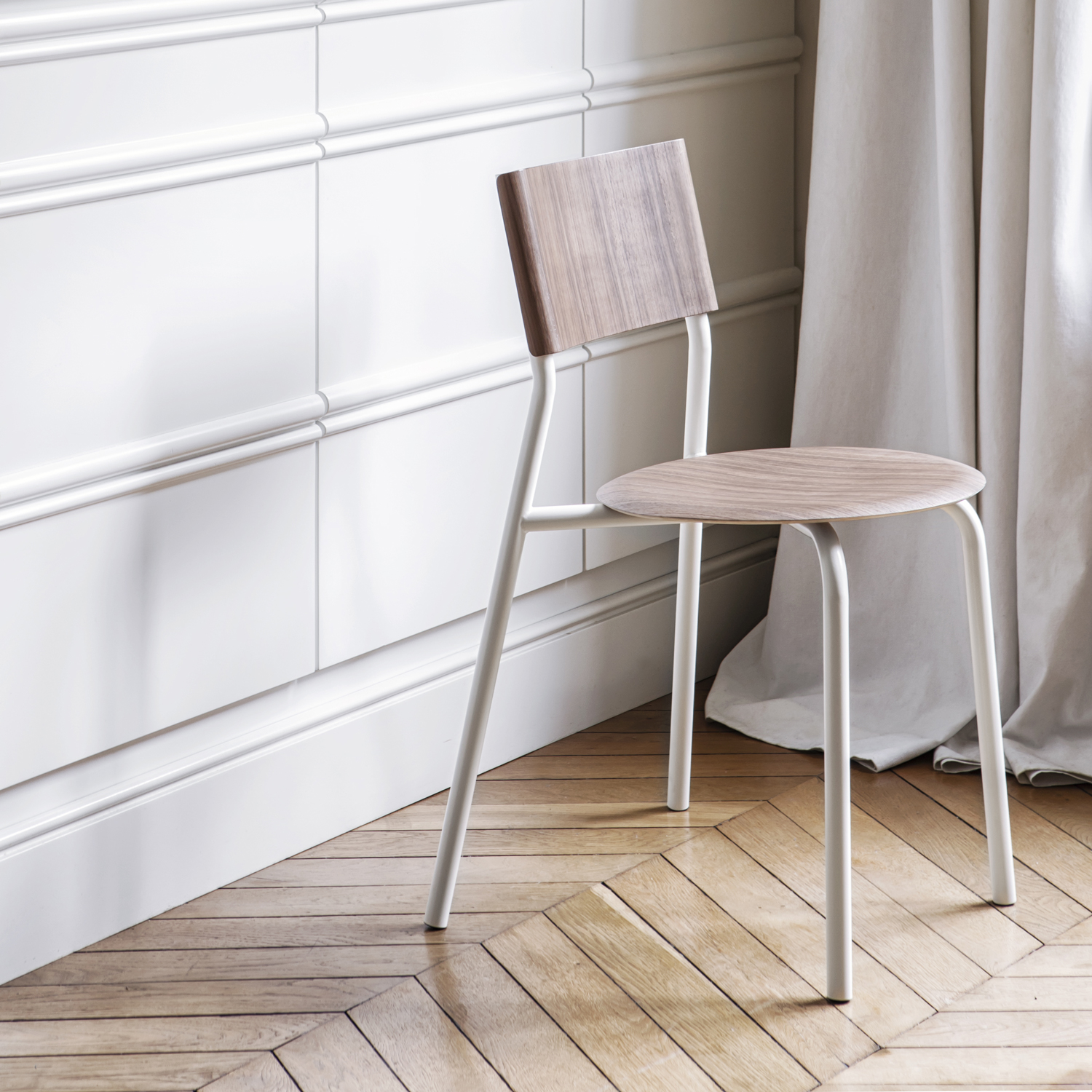 SSD chair - eco-certified wood