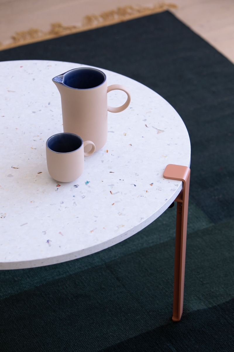 tiptoe–small–32