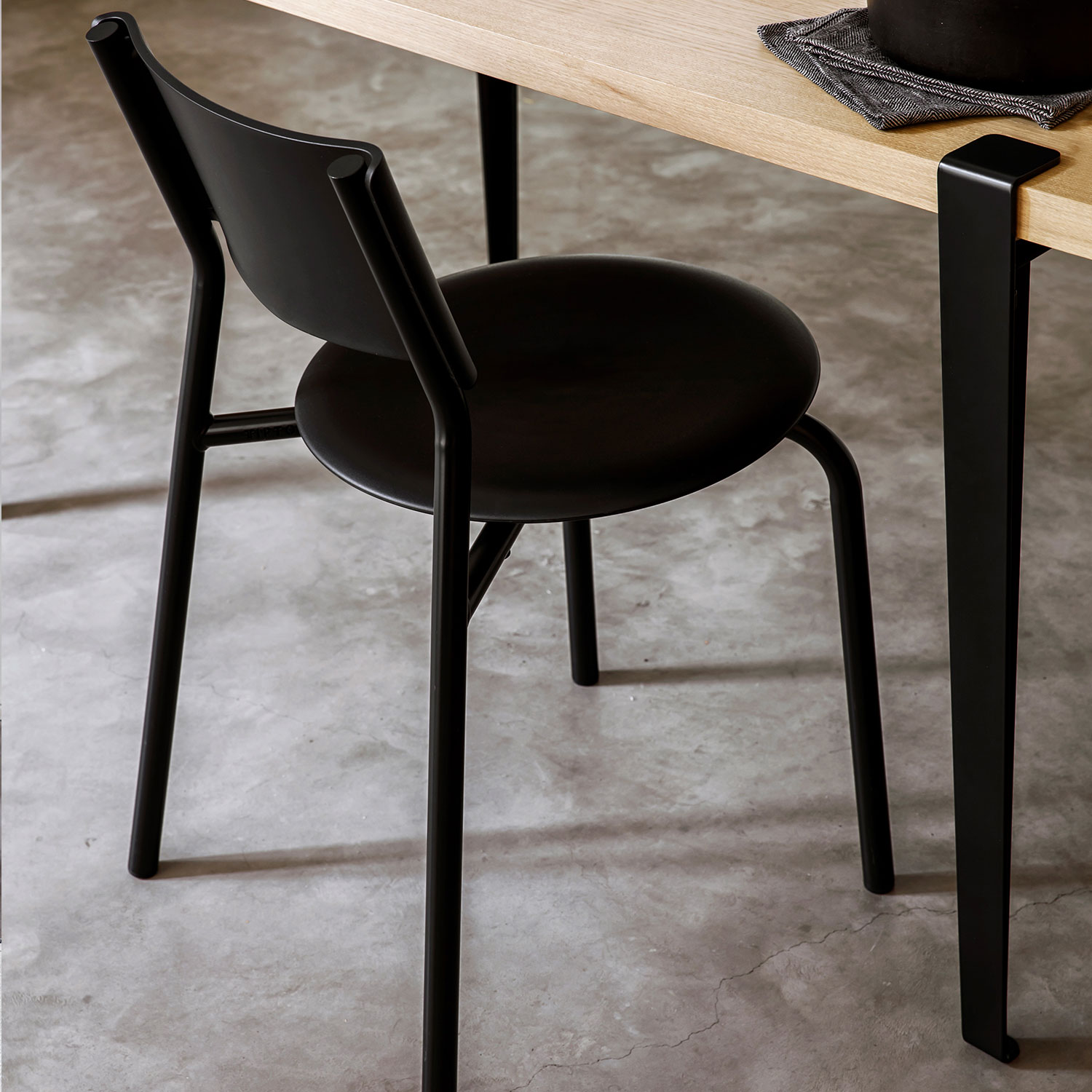 SSDr chair - recycled plastic