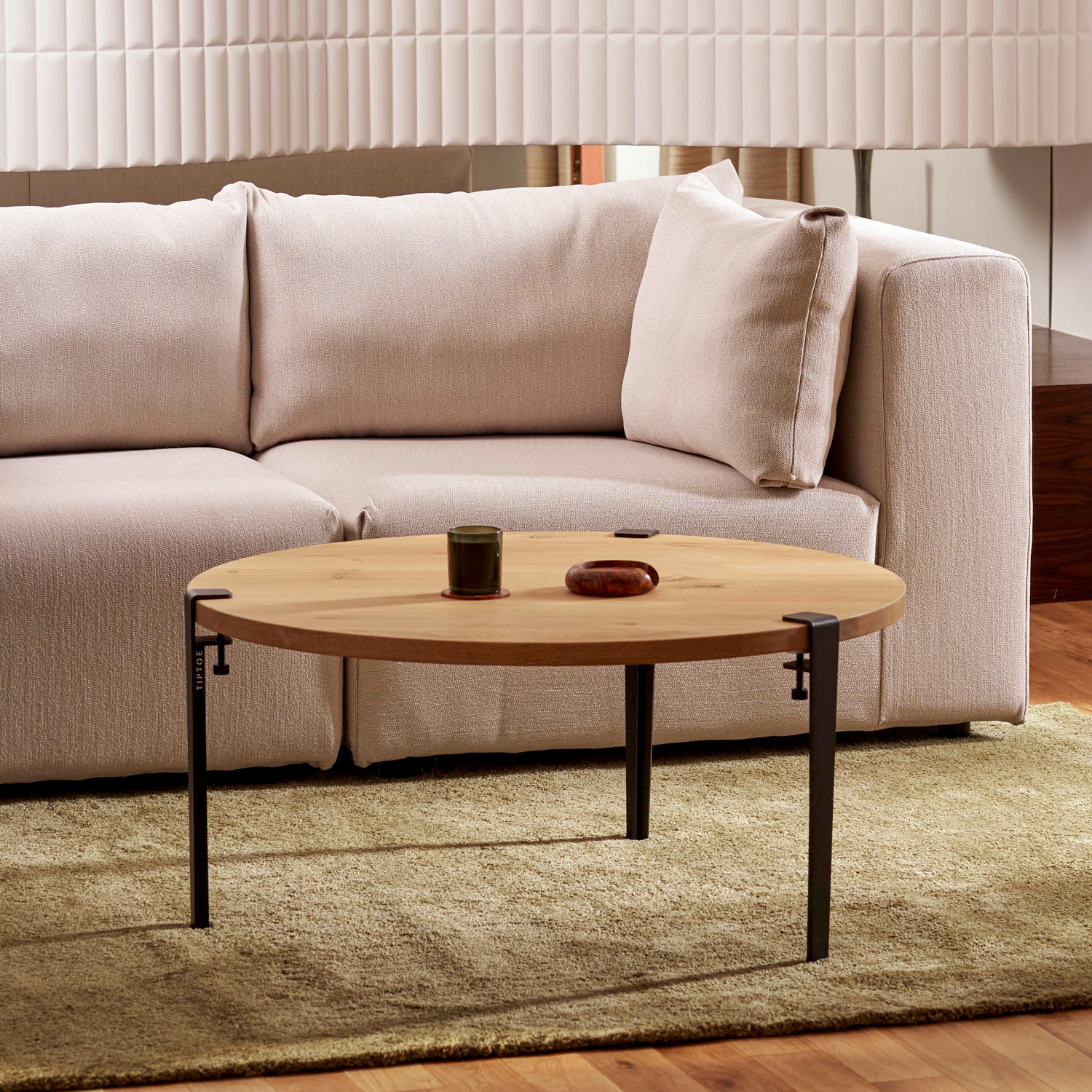 TIPTOE round coffee table Ø 90cm - solid oak