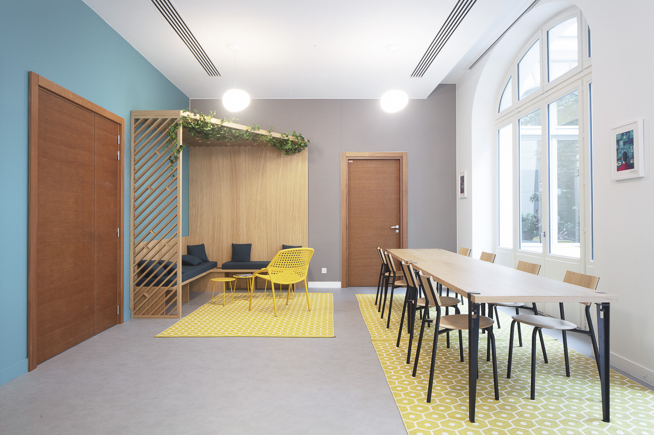 New modular offices at the Roland Berger consulting firm
