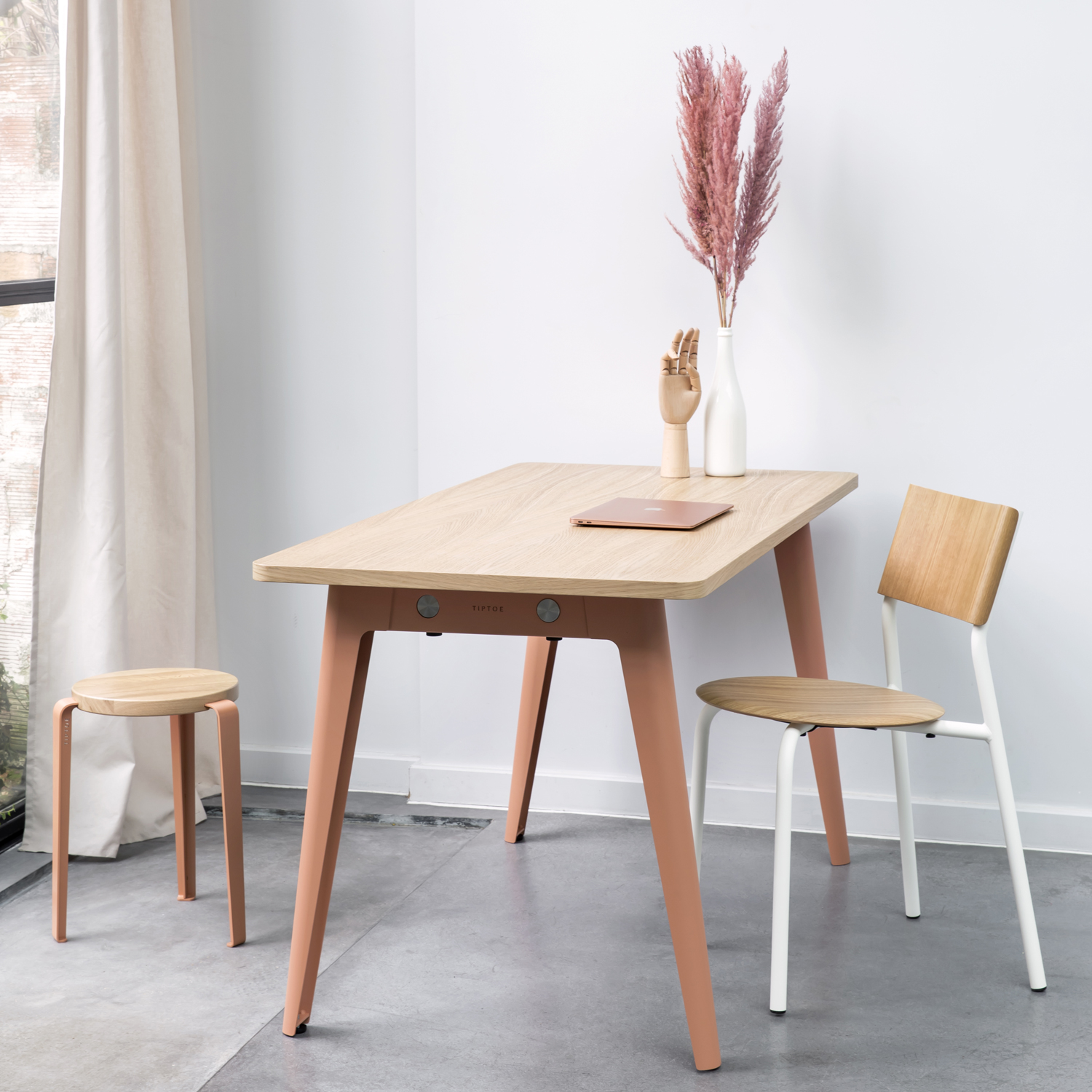 LOU stool - eco-certified wood