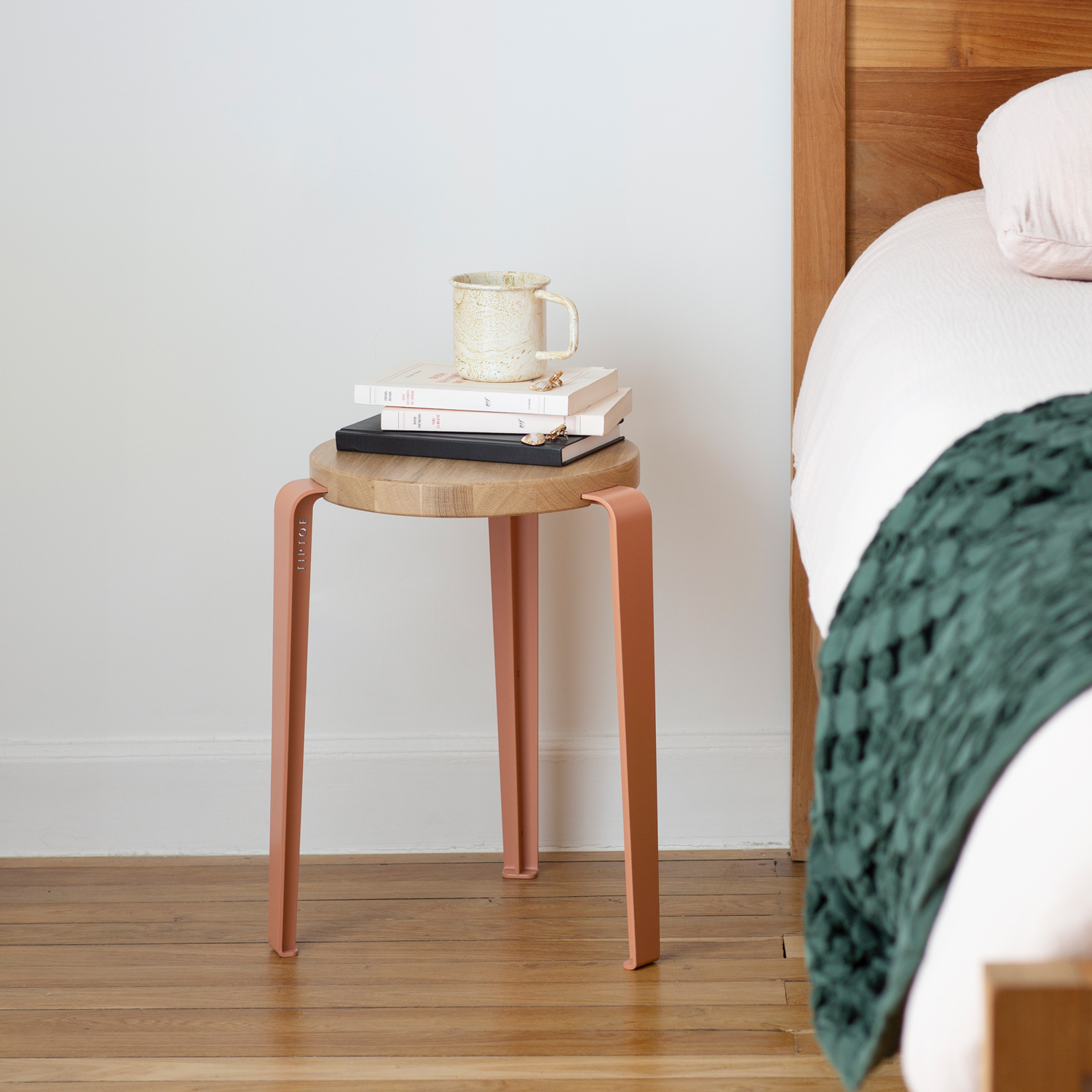 LOU stool - eco-certified wood