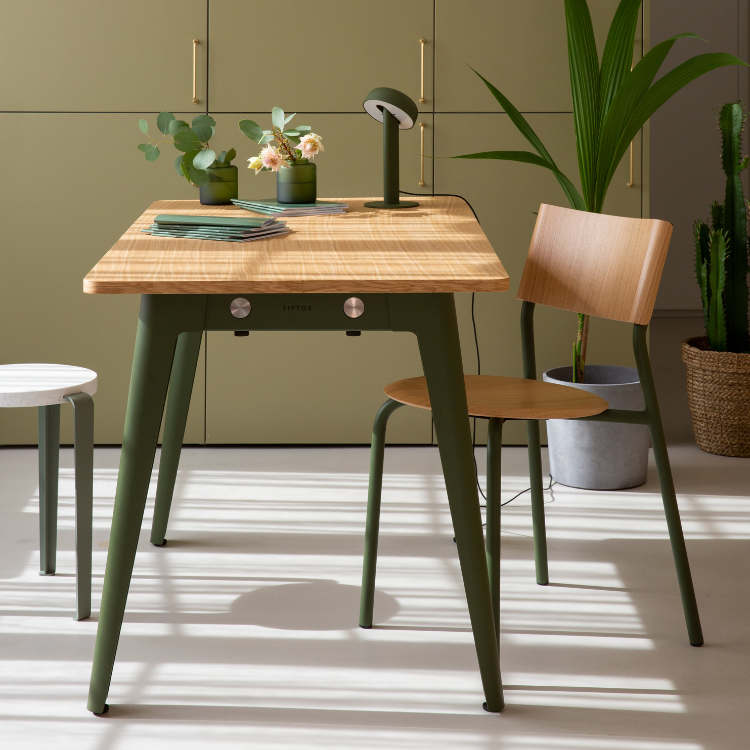 SSD chair - eco-certified wood