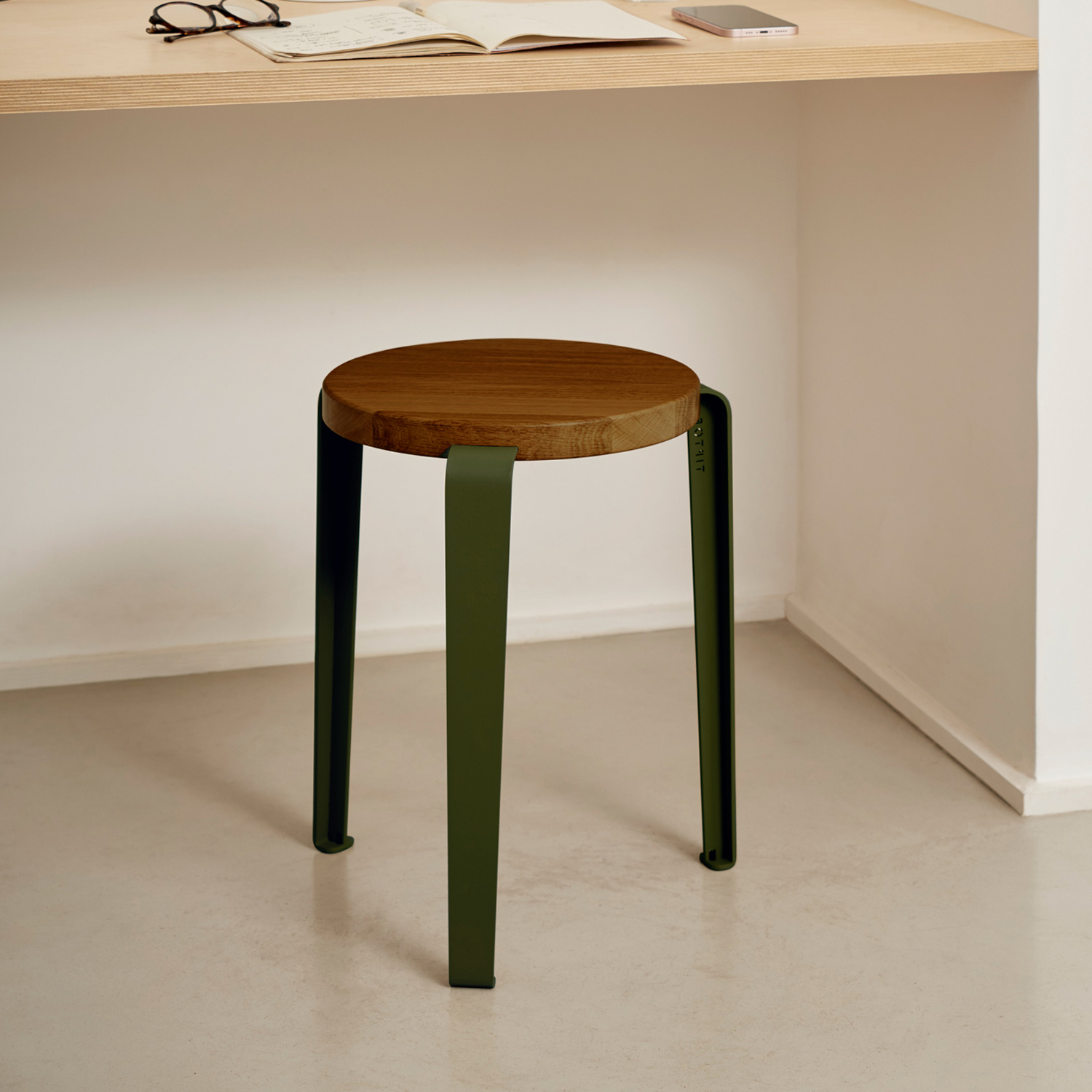 LOU stool - eco-certified wood