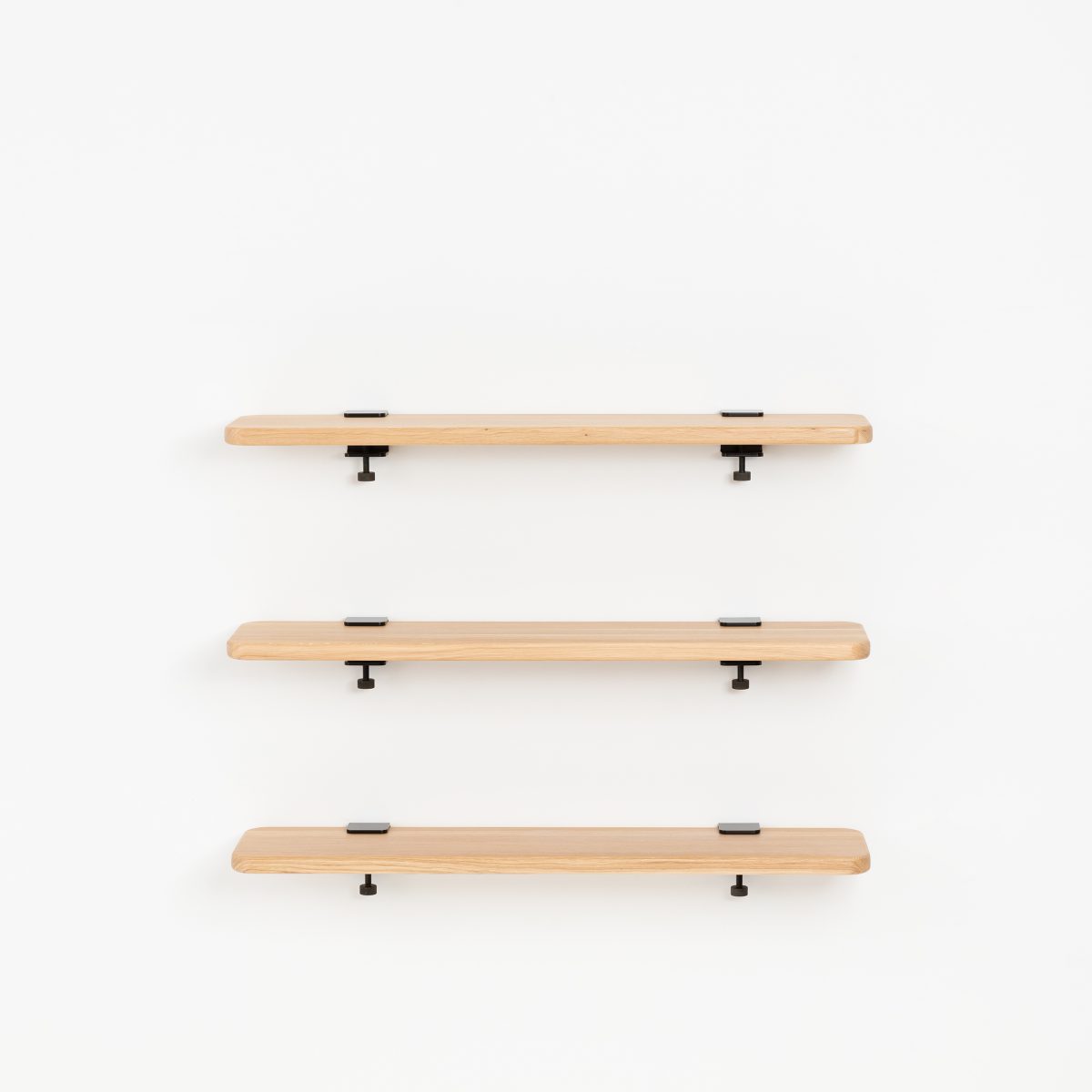 Set of 3 solid oak wall shelves - 60 to 150cm