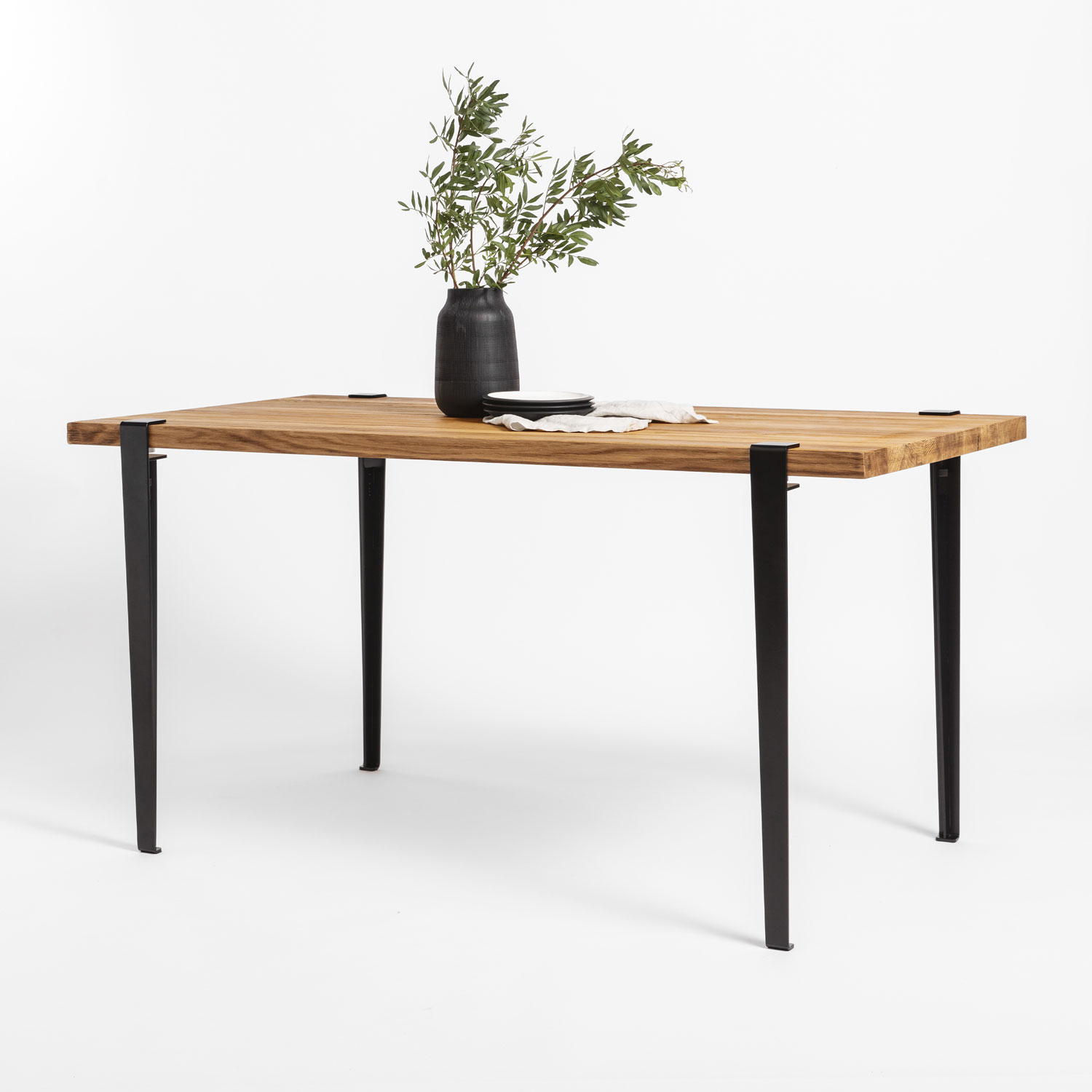 Pied de table à manger, style industriel et design