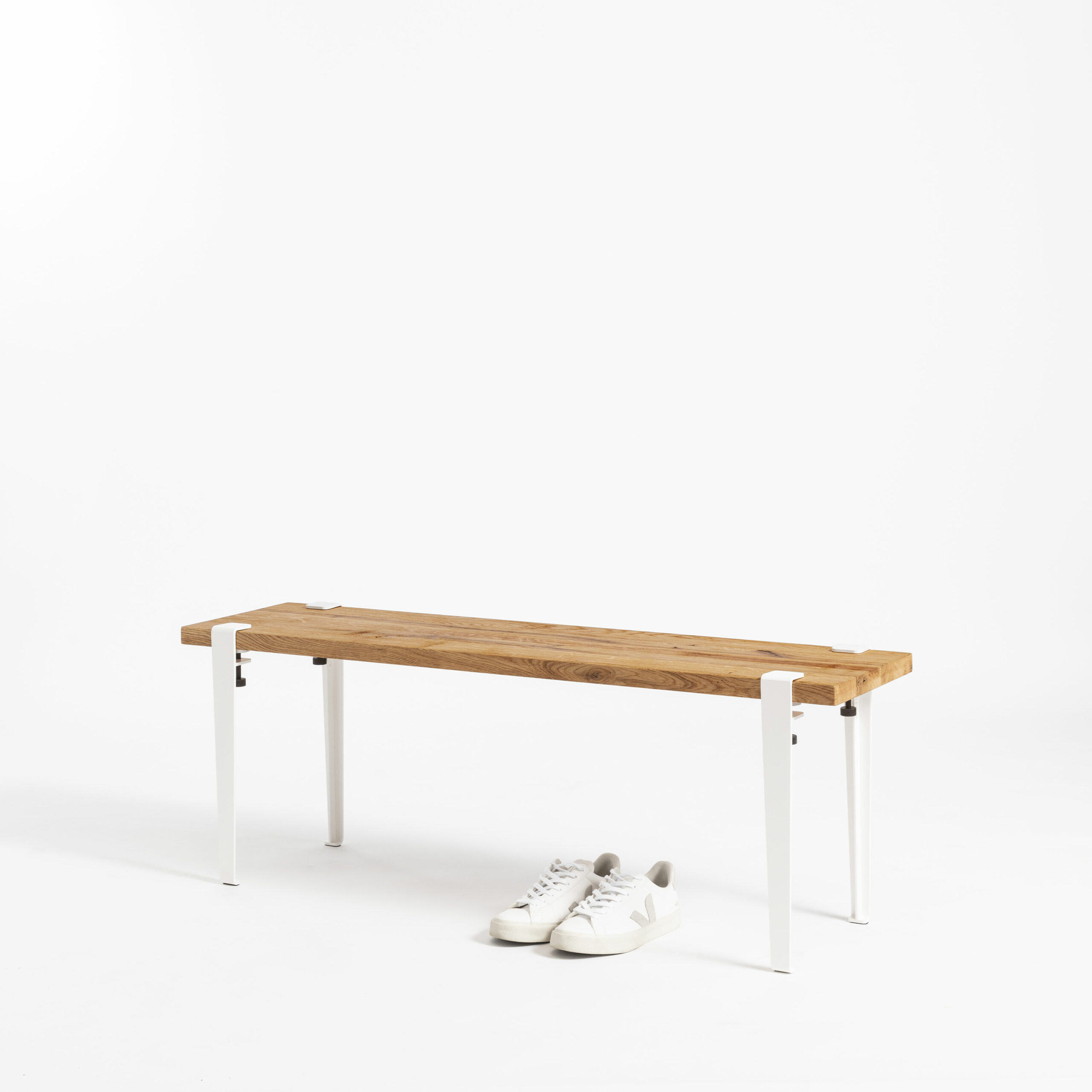 Banc en bois ancien recyclé TIPTOE avec pieds acier