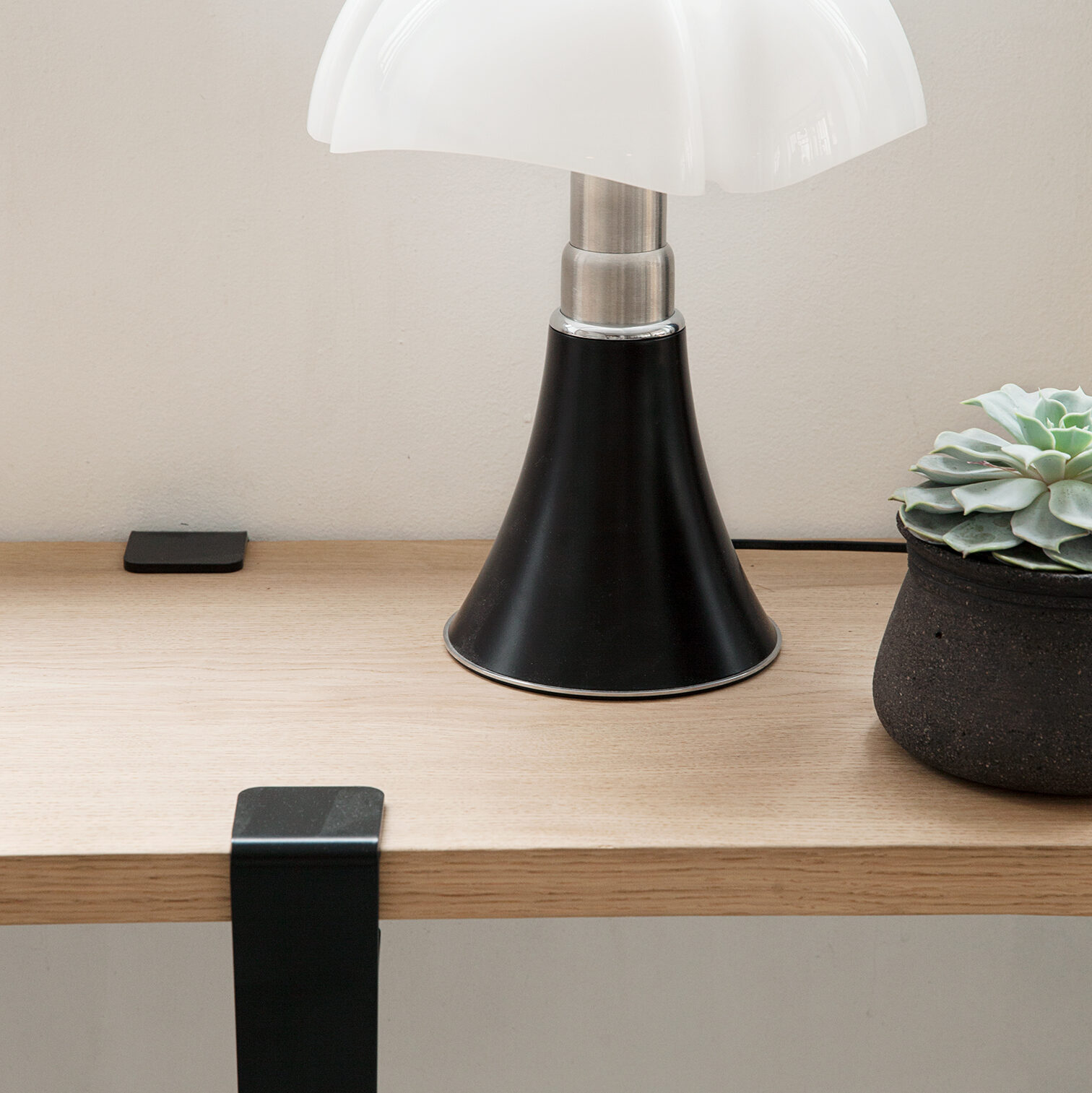 Table leg 75cm and wall BRACKET