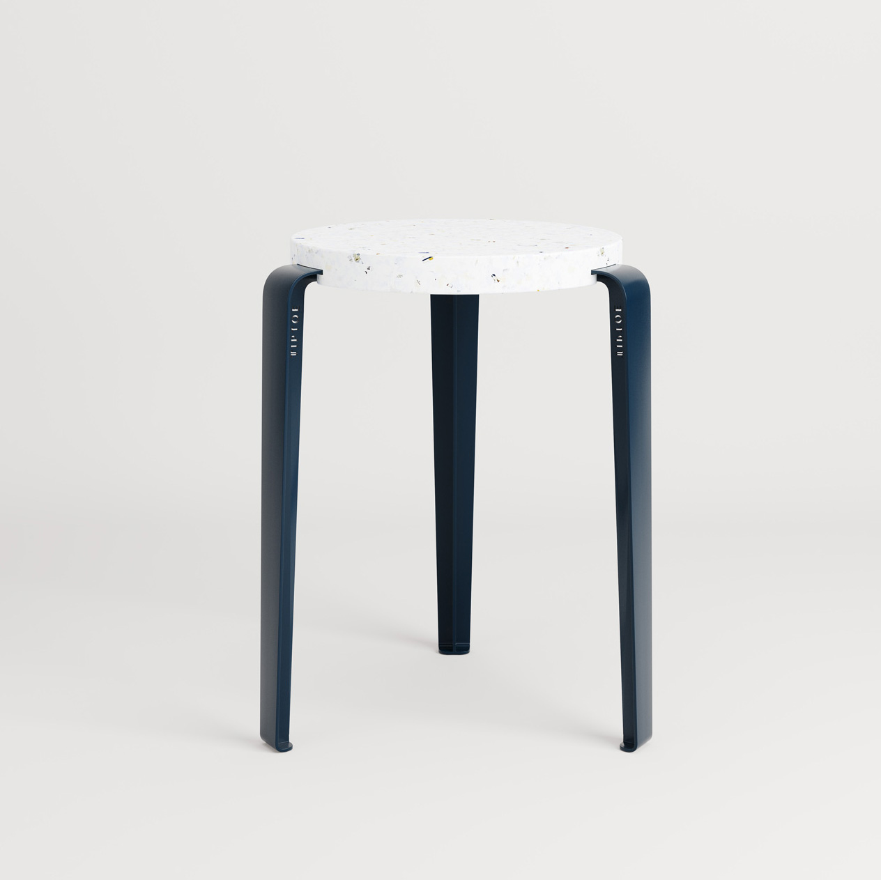 LOU stool - Venezia recycled plastic