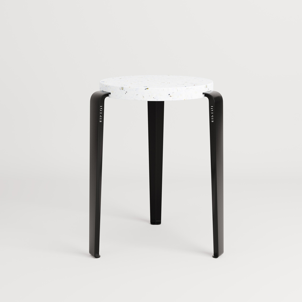 LOU stool - Venezia recycled plastic