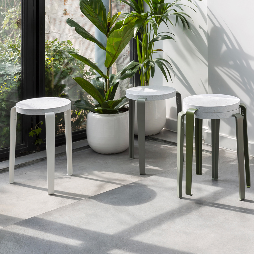 LOU stool - Venezia recycled plastic