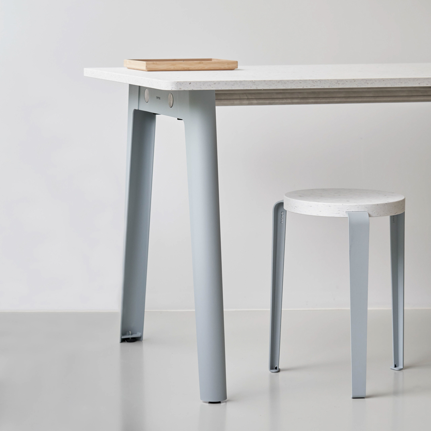 LOU stool - Venezia recycled plastic