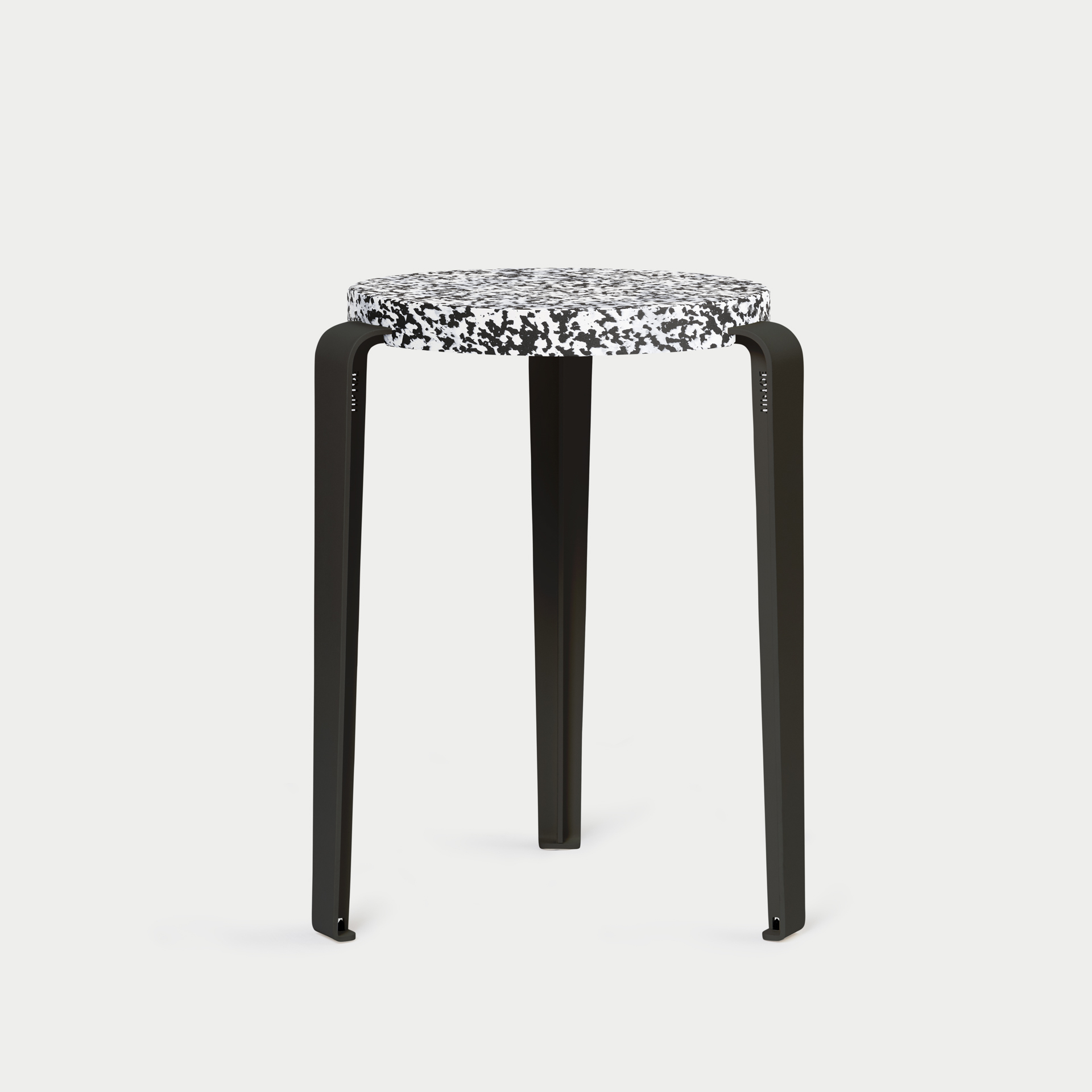 Hocker LOU - recycelter Kunststoff Macchiato