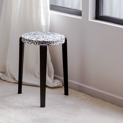 LOU stool - Macchiato recycled plastic
