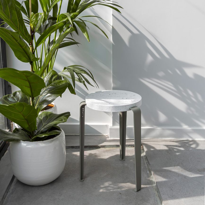 LOU stool - Venezia recycled plastic