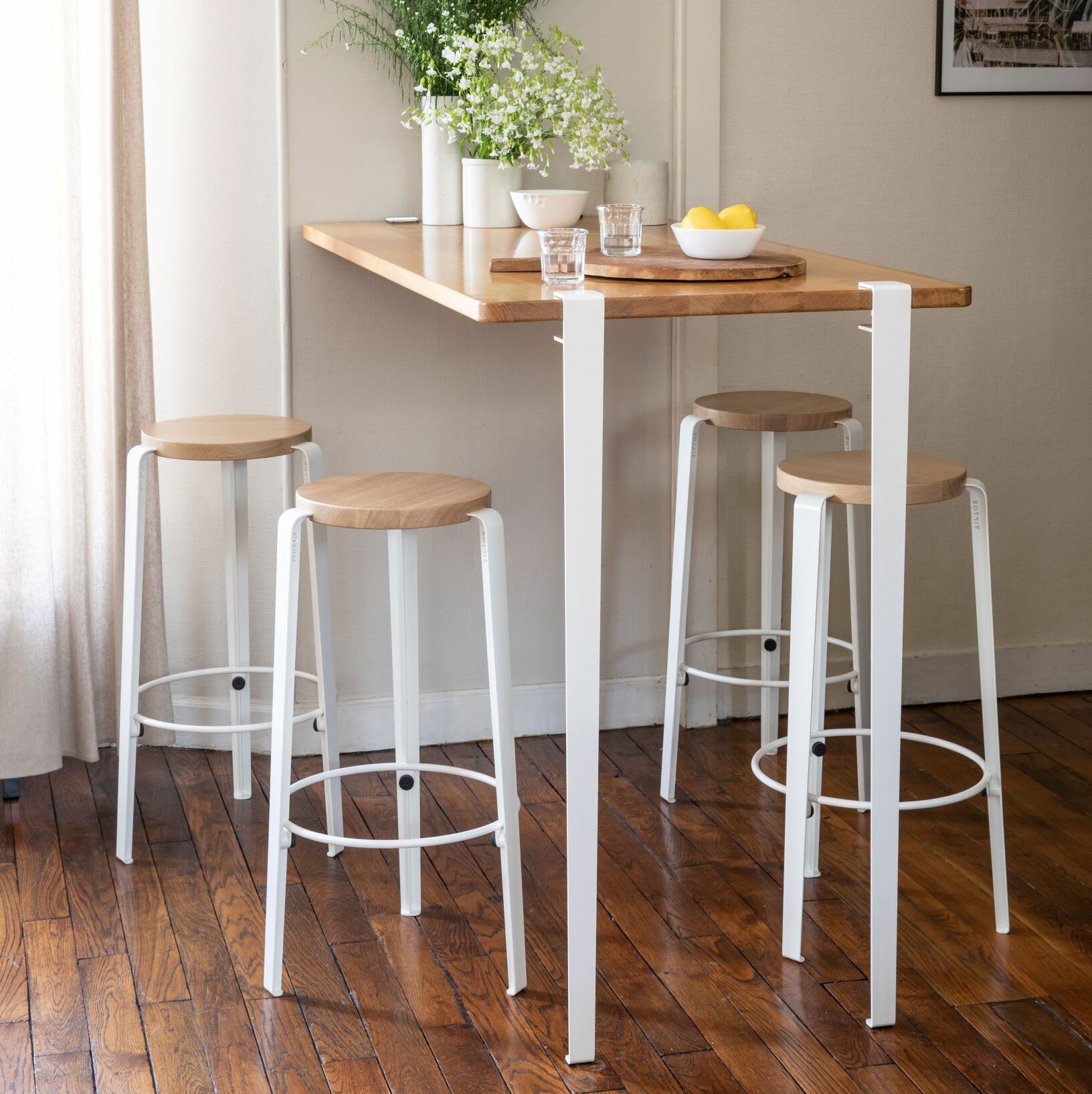 Bar table leg 110cm and wall BRACKET