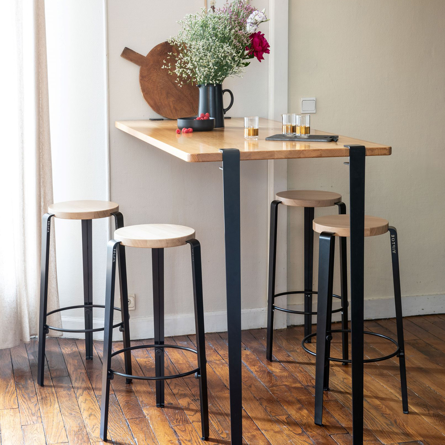 Bar table leg 110cm and wall BRACKET