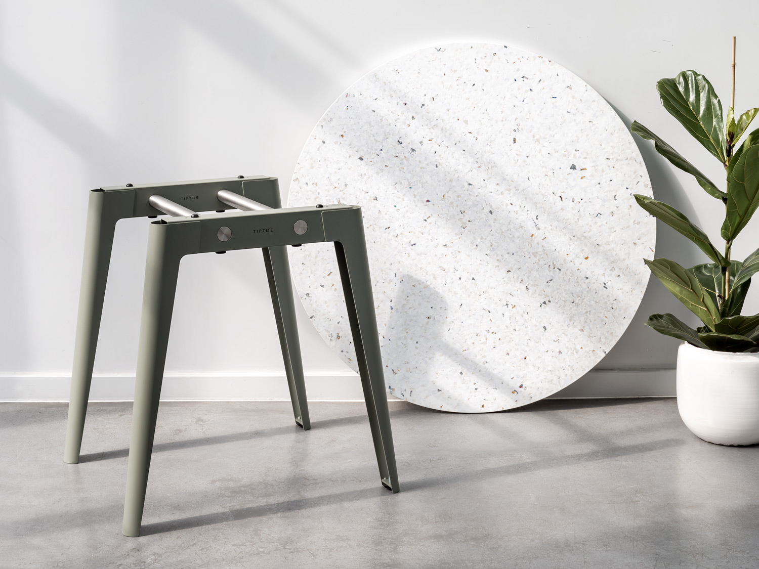 NEW MODERN : the new table system by TIPTOE
