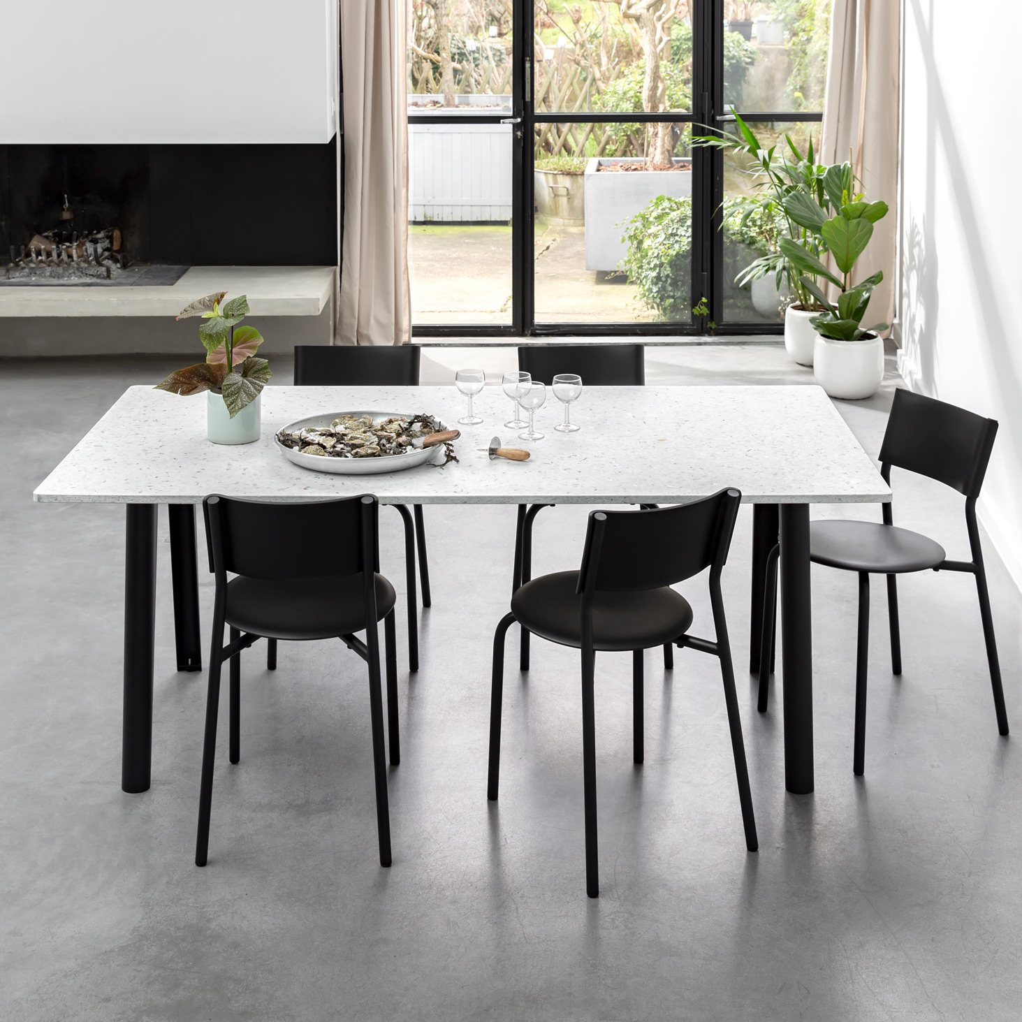 NEW MODERN dining table - Venezia recycled plastic