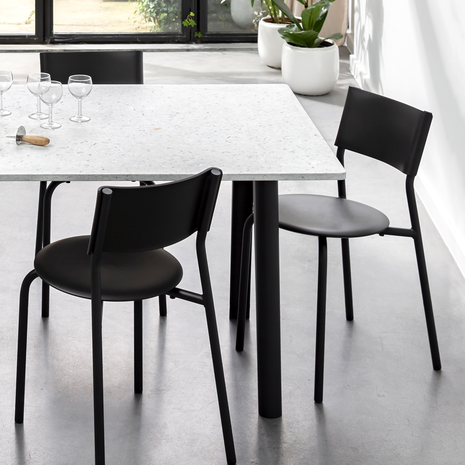 NEW MODERN dining table - Venezia recycled plastic