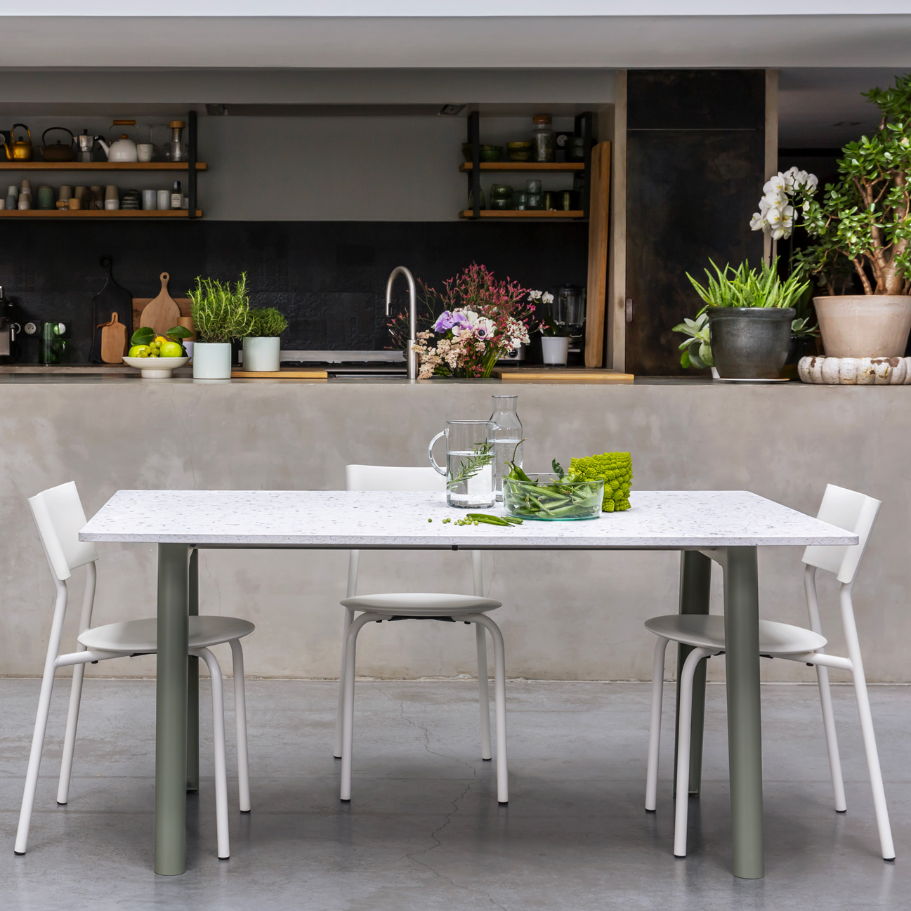 NEW MODERN dining table - Venezia recycled plastic