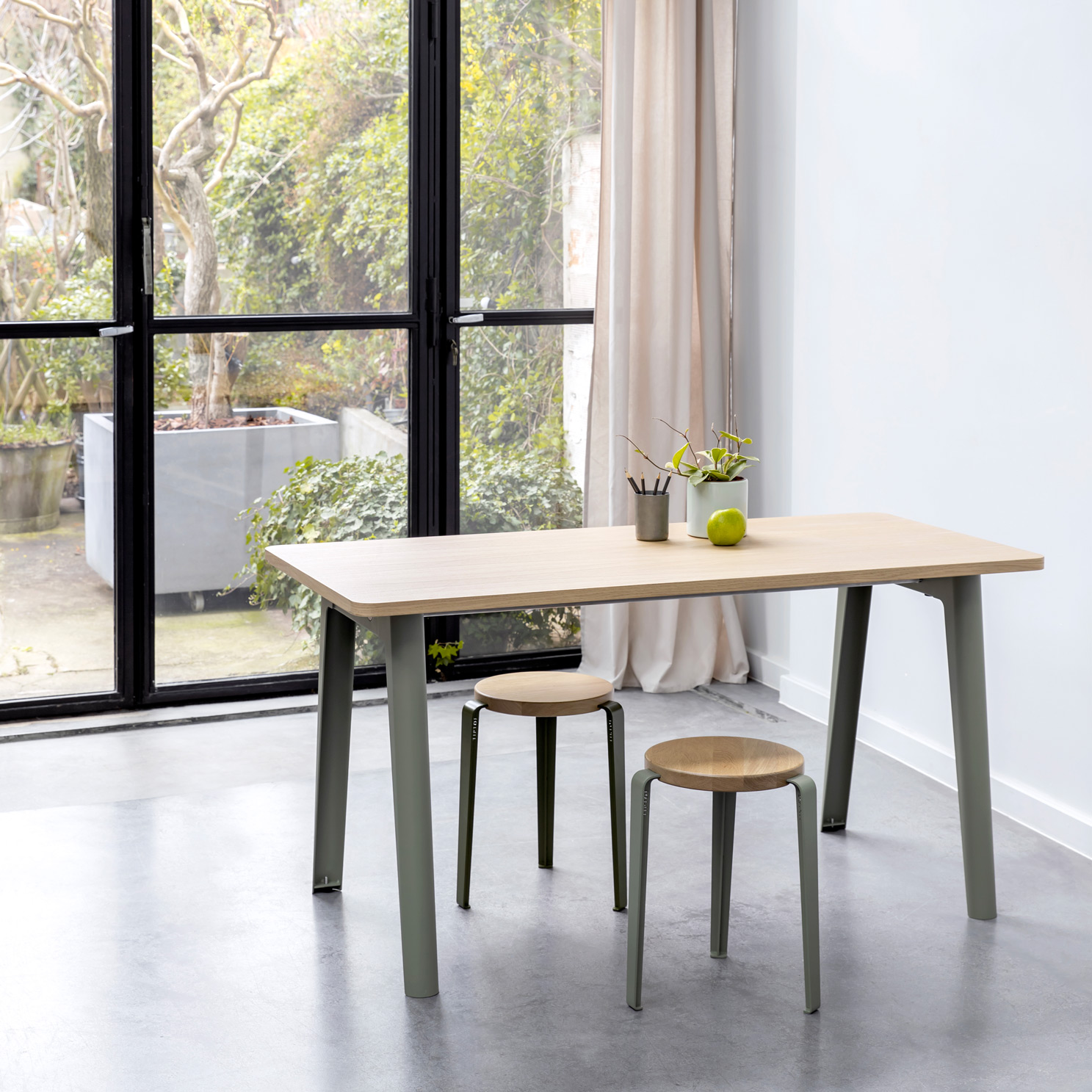 NEW MODERN desk - eco-certified wood