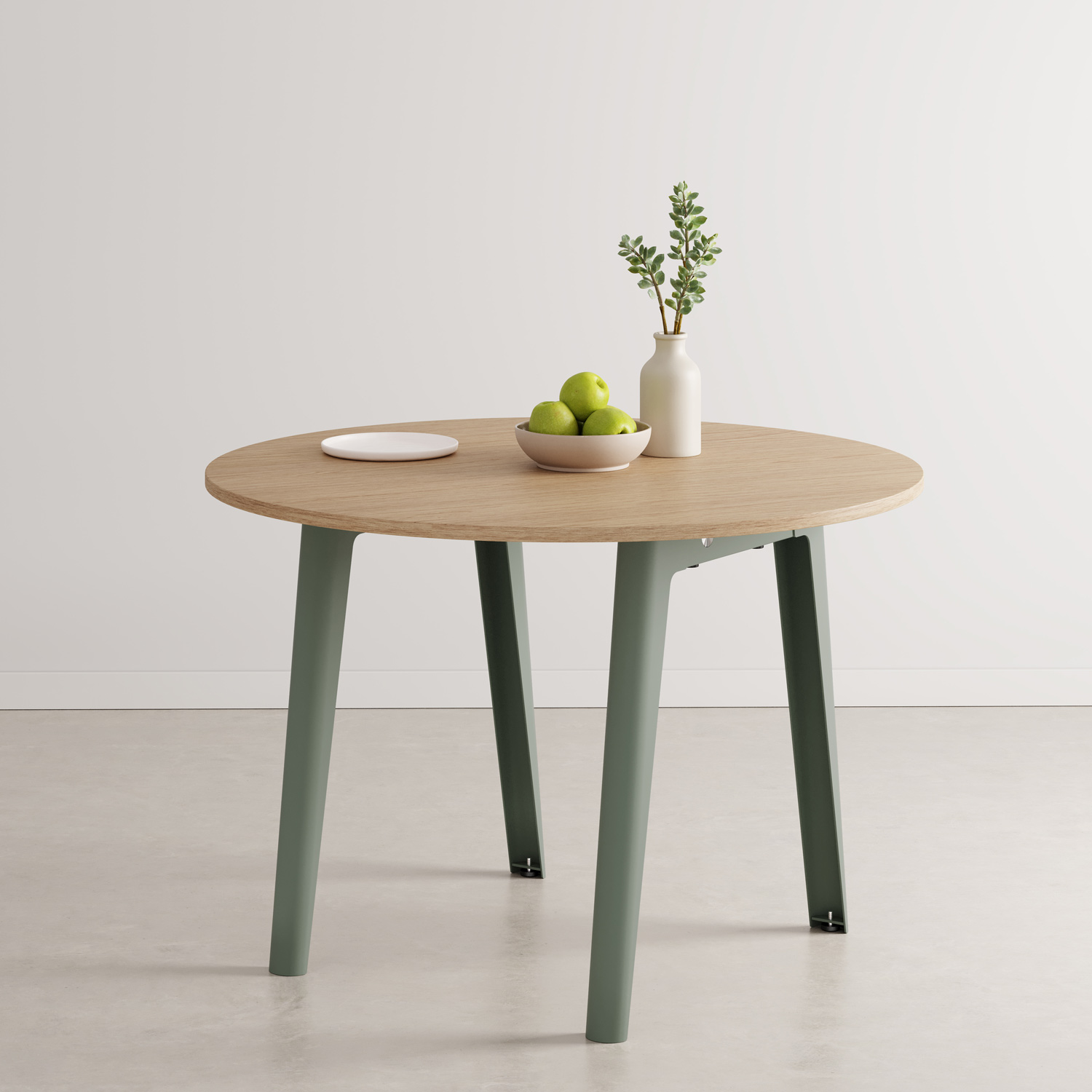 NEW MODERN round table Ø 110cm - eco-certified wood