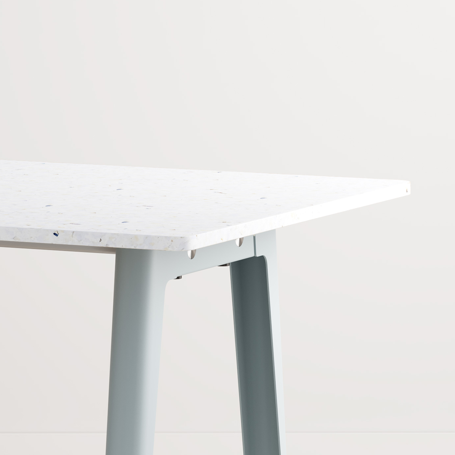 Esstisch NEW MODERN - recycelter Kunststoff Venezia