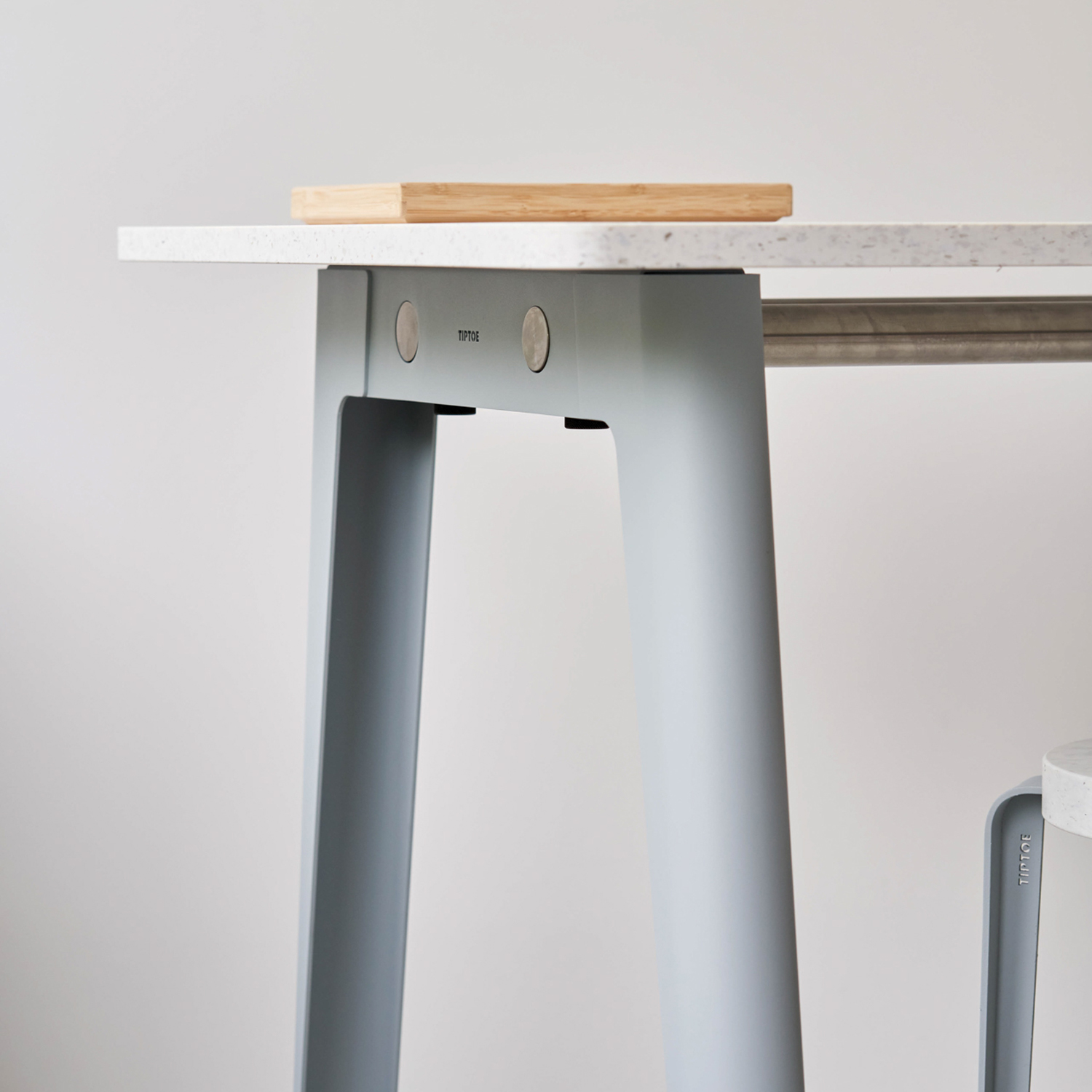 Esstisch NEW MODERN - recycelter Kunststoff Venezia