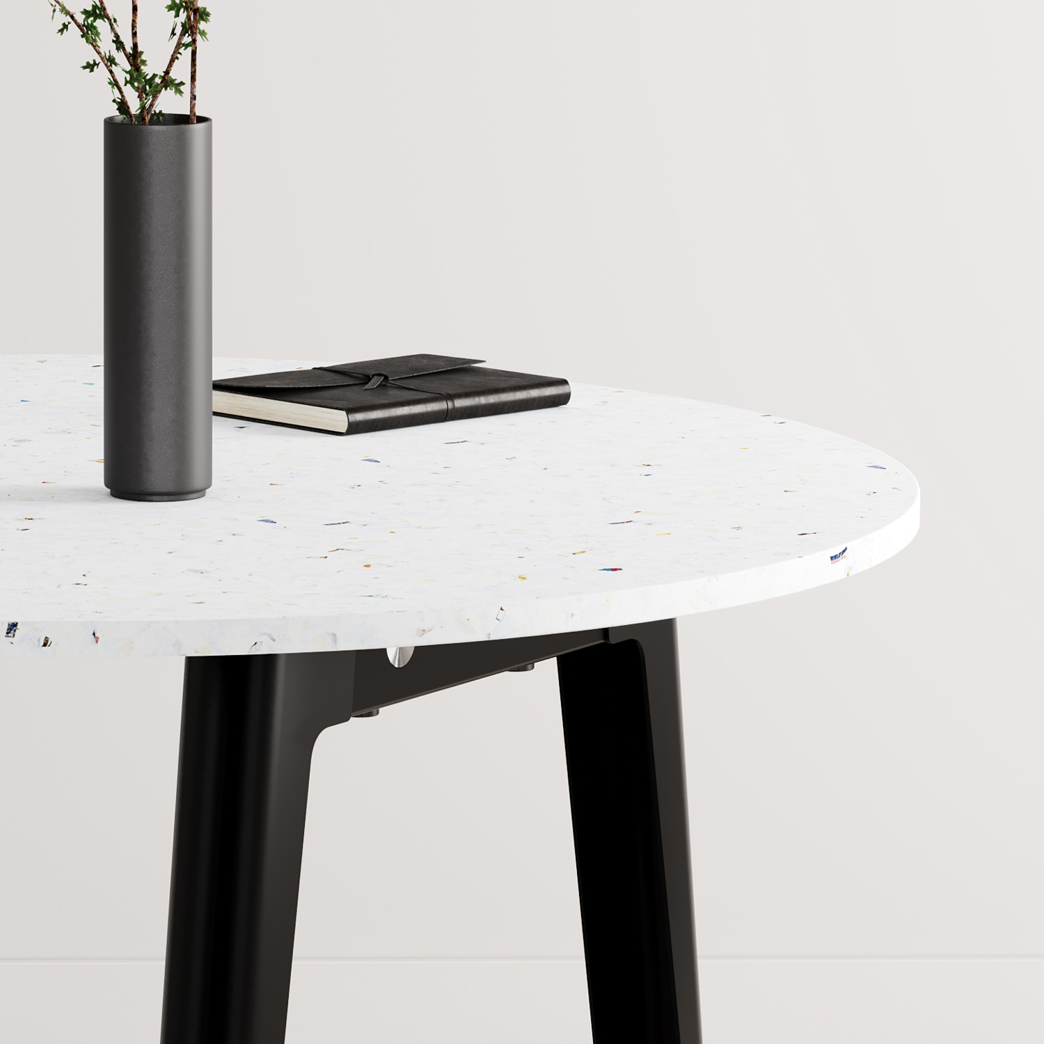 NEW MODERN round meeting table Ø 108cm - Venezia recycled plastic