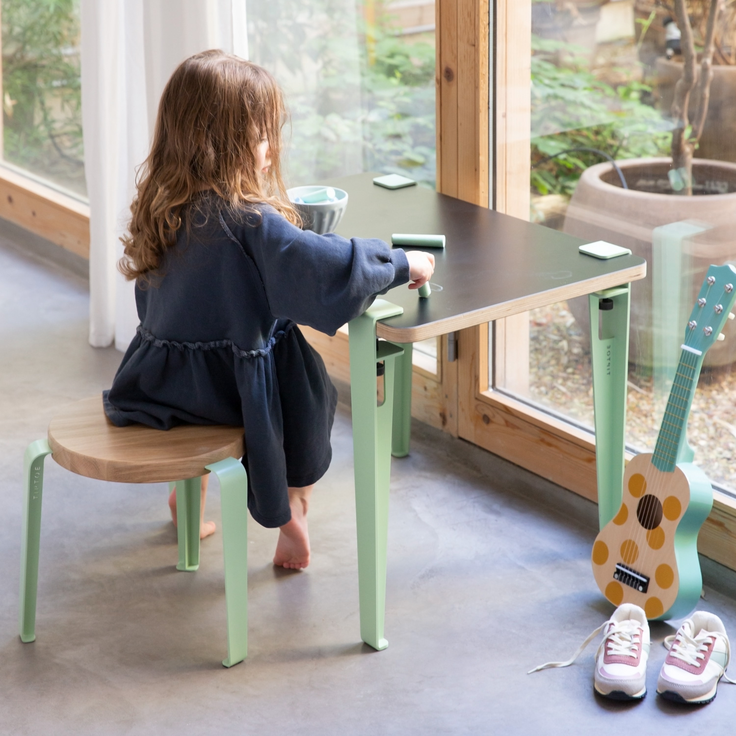 Kinderschreibtisch TIPTOE 70x50cm - Schiefer Vice Versa