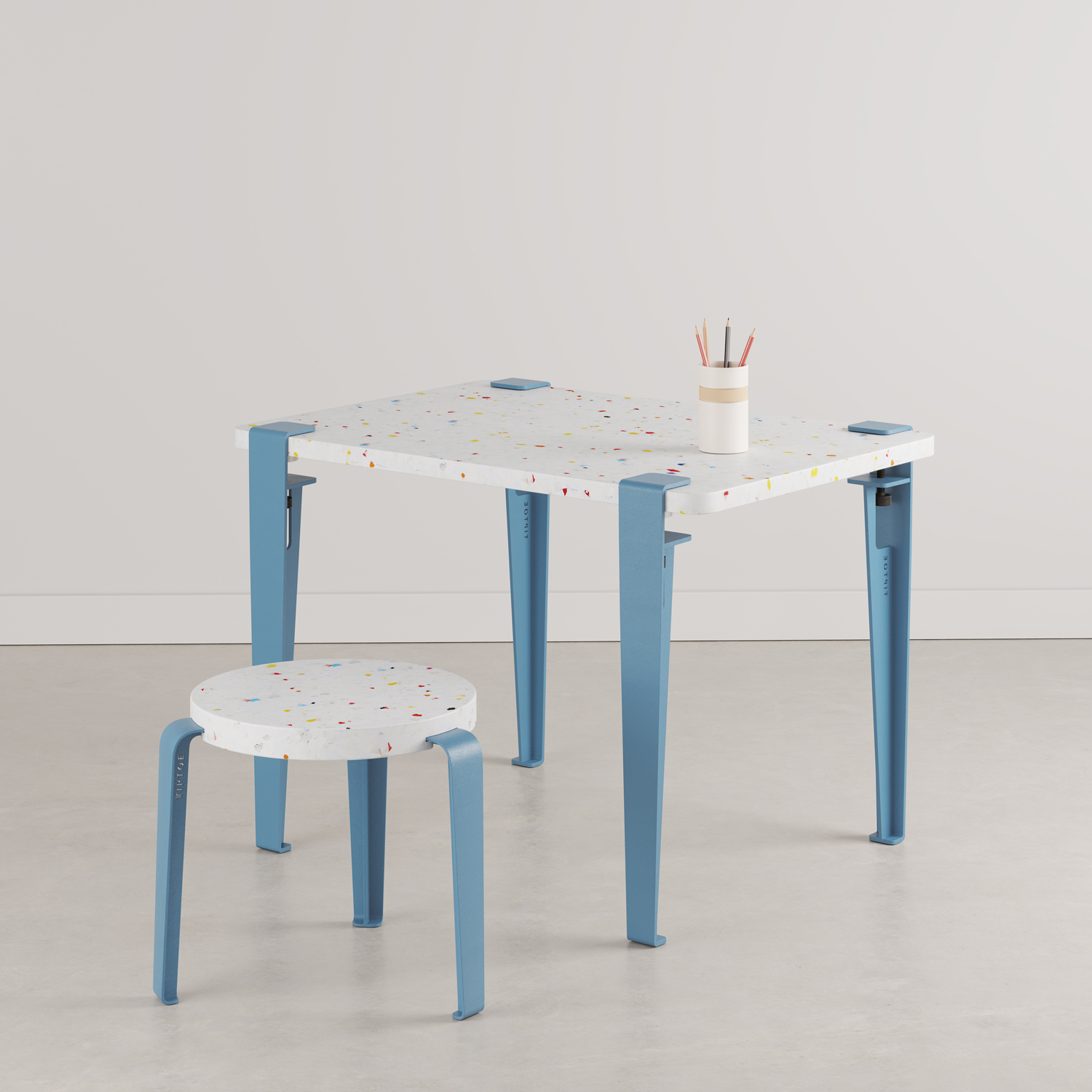 Kinderschreibtisch TIPTOE 70x50cm - recycelter Kunststoff Tutti Frutti