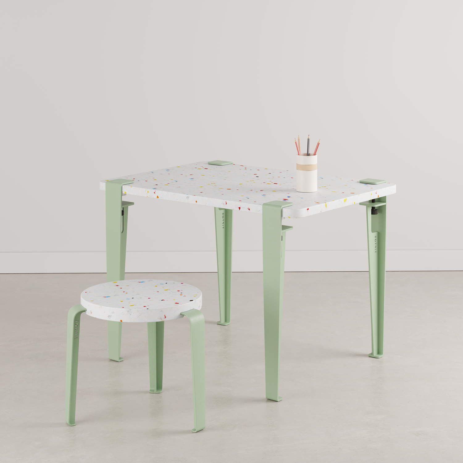 Kinderschreibtisch TIPTOE 70x50cm - recycelter Kunststoff Tutti Frutti